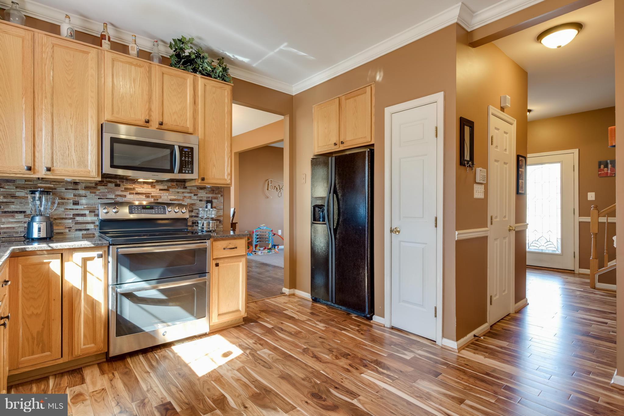 CARRIAGE CROSSING - Residential