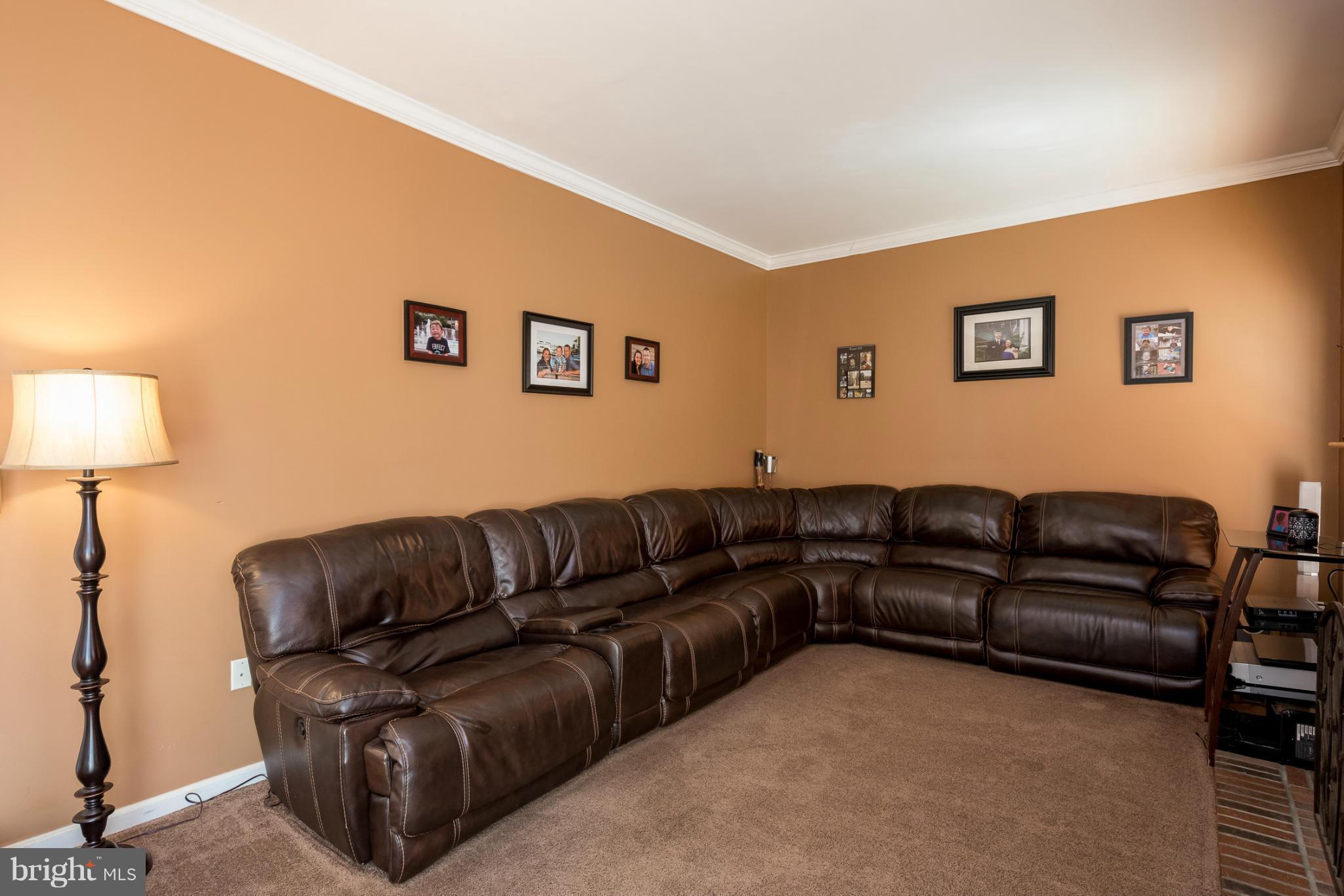 CARRIAGE CROSSING - Residential