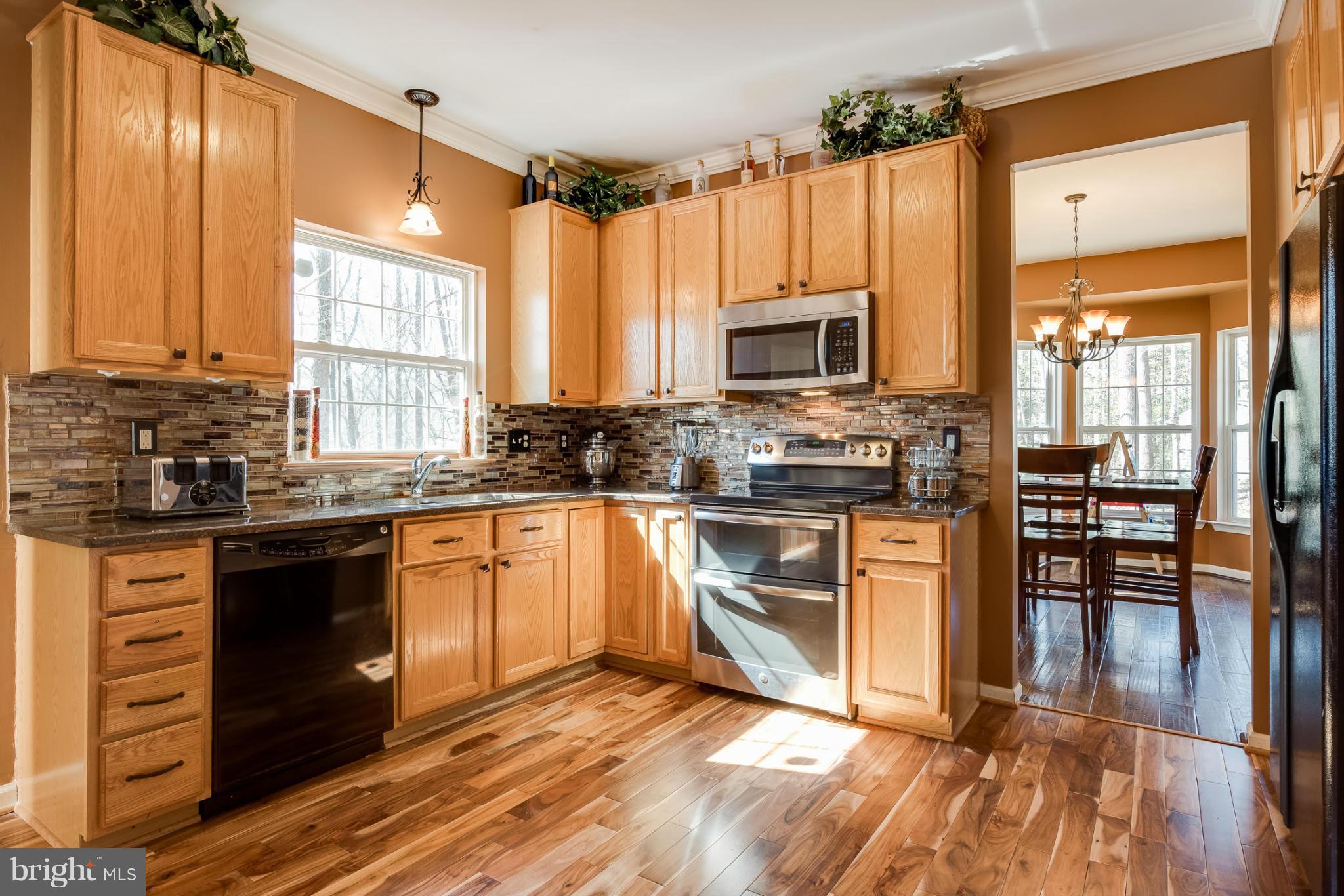 CARRIAGE CROSSING - Residential