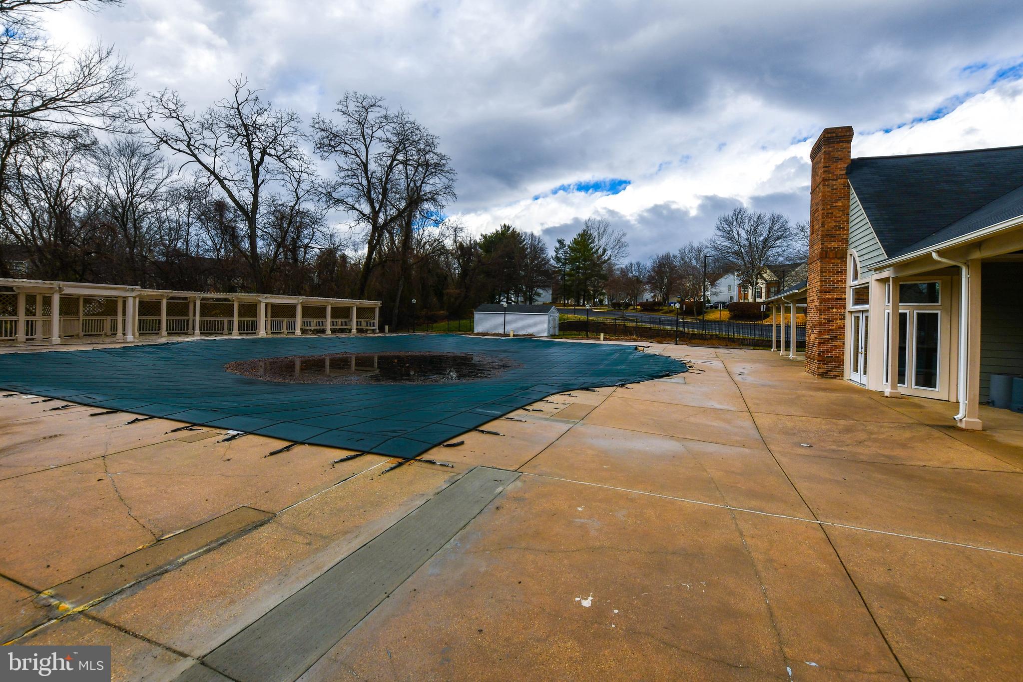 COLLINGTON STATION - Residential