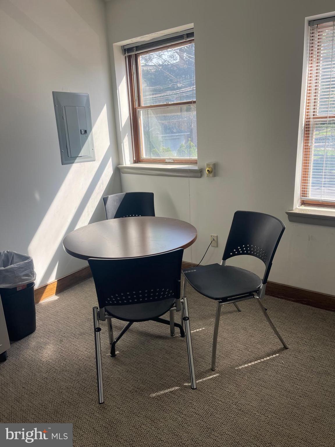 JENKINTOWN - Commercial Sale