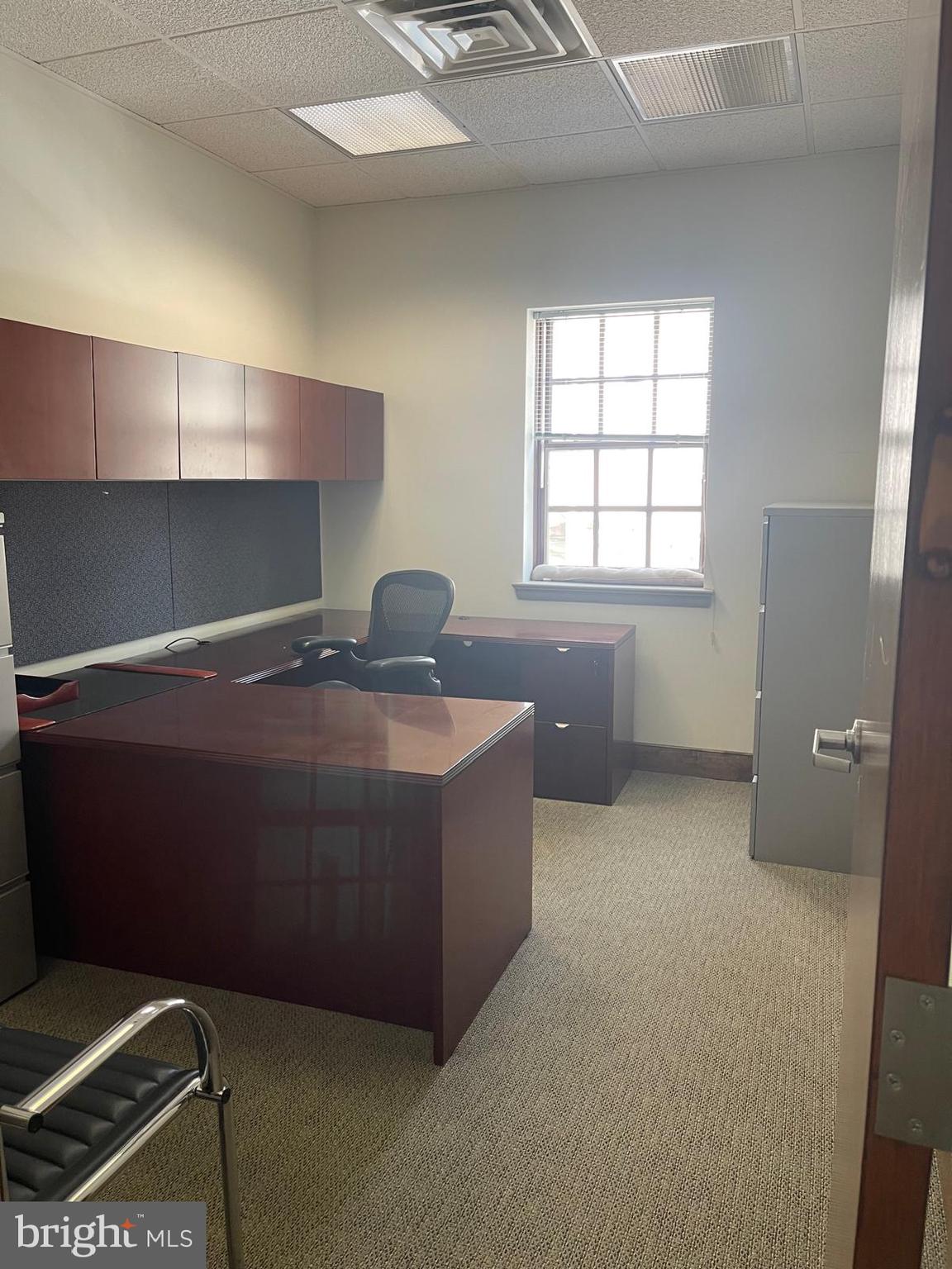 JENKINTOWN - Commercial Sale