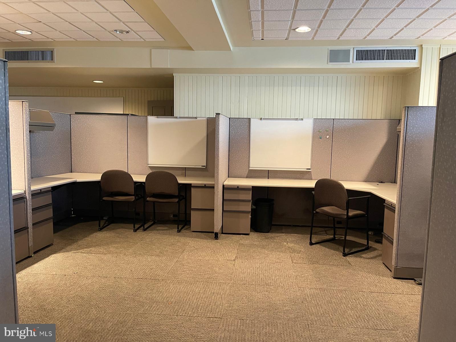 JENKINTOWN - Commercial Sale