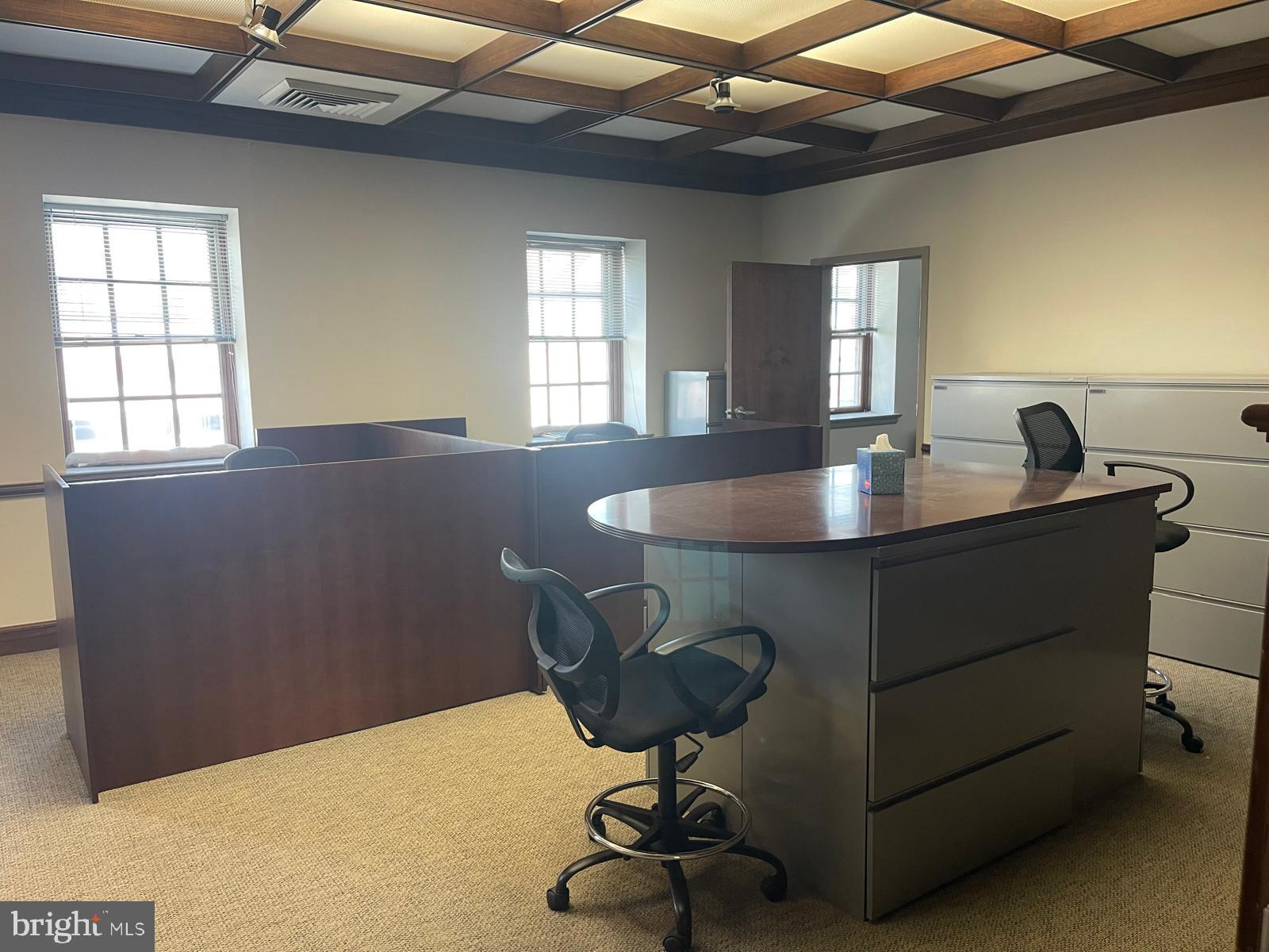 JENKINTOWN - Commercial Sale