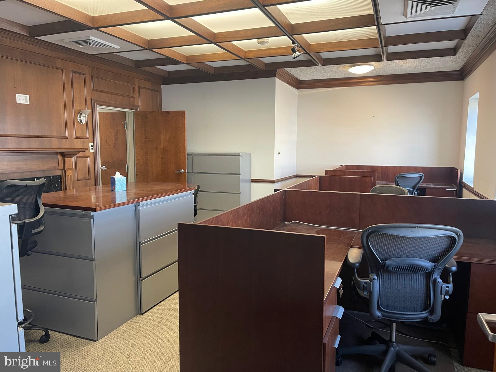 JENKINTOWN - Commercial Sale