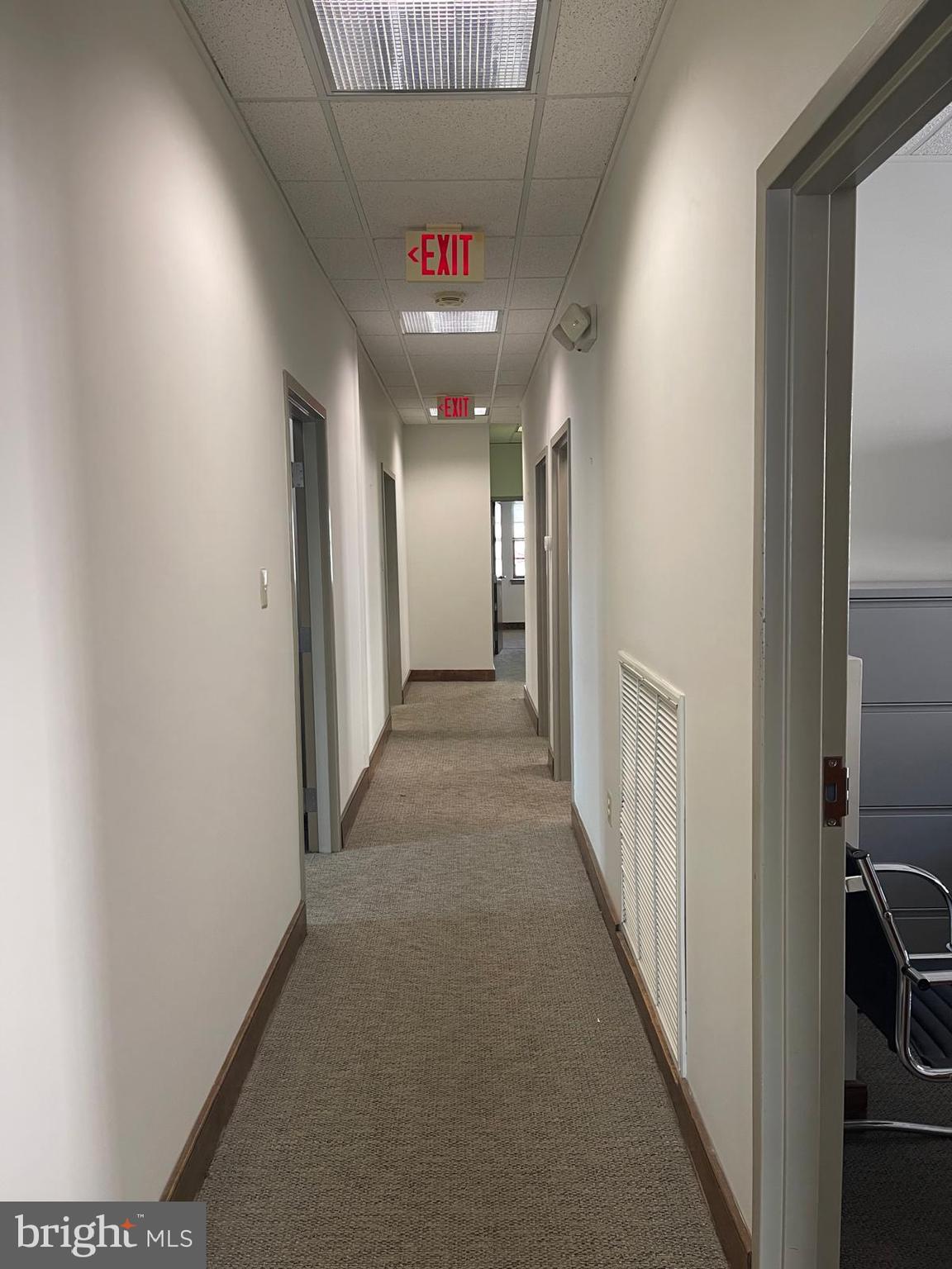 JENKINTOWN - Commercial Sale