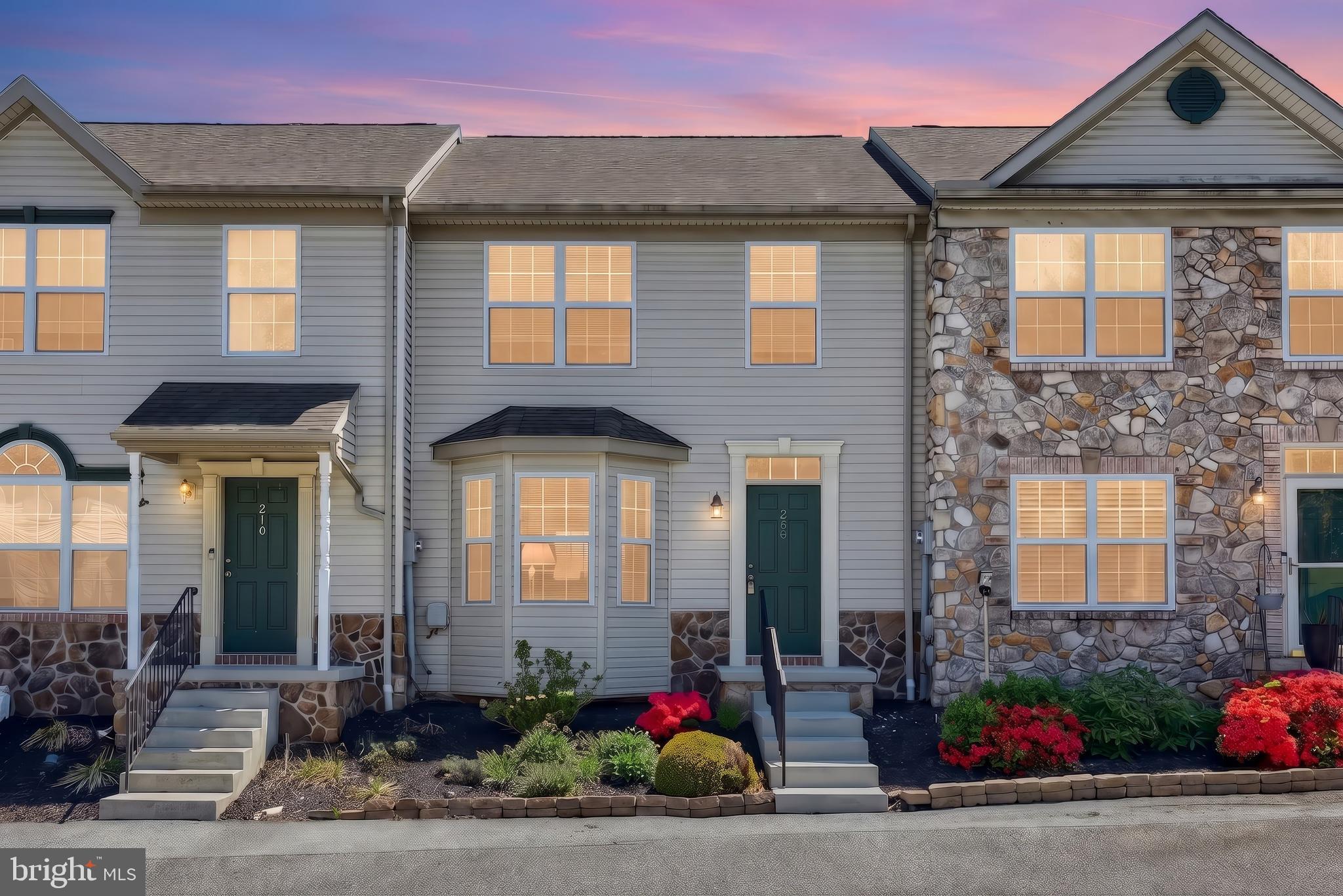 WOODHAVEN - Residential