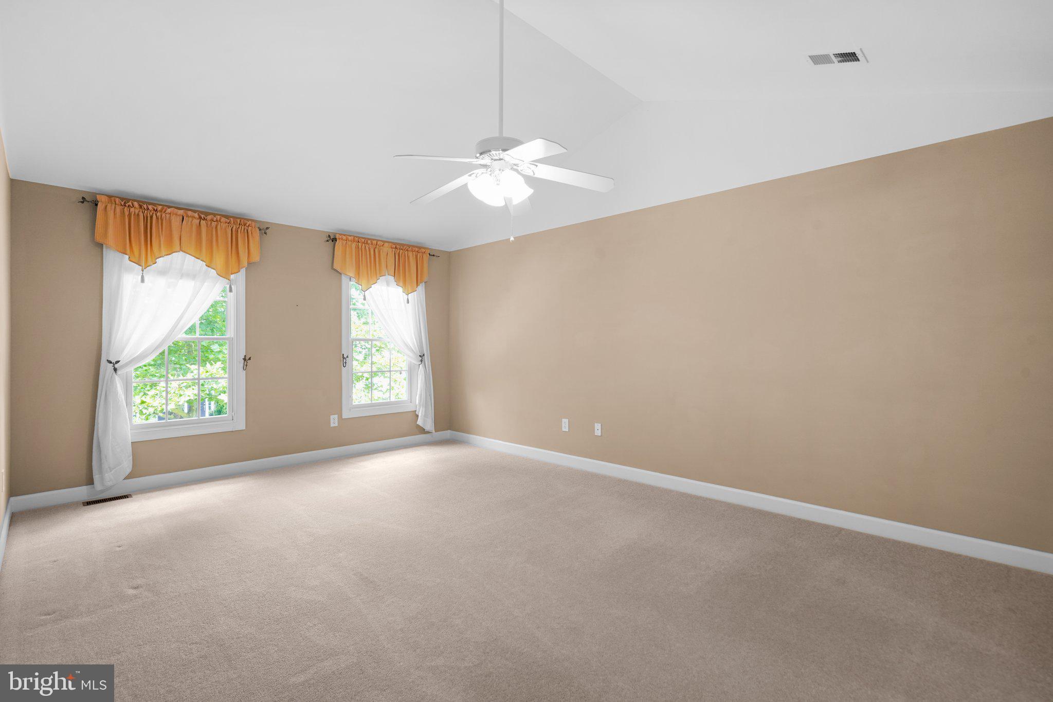 SENECA CROSSING - Residential