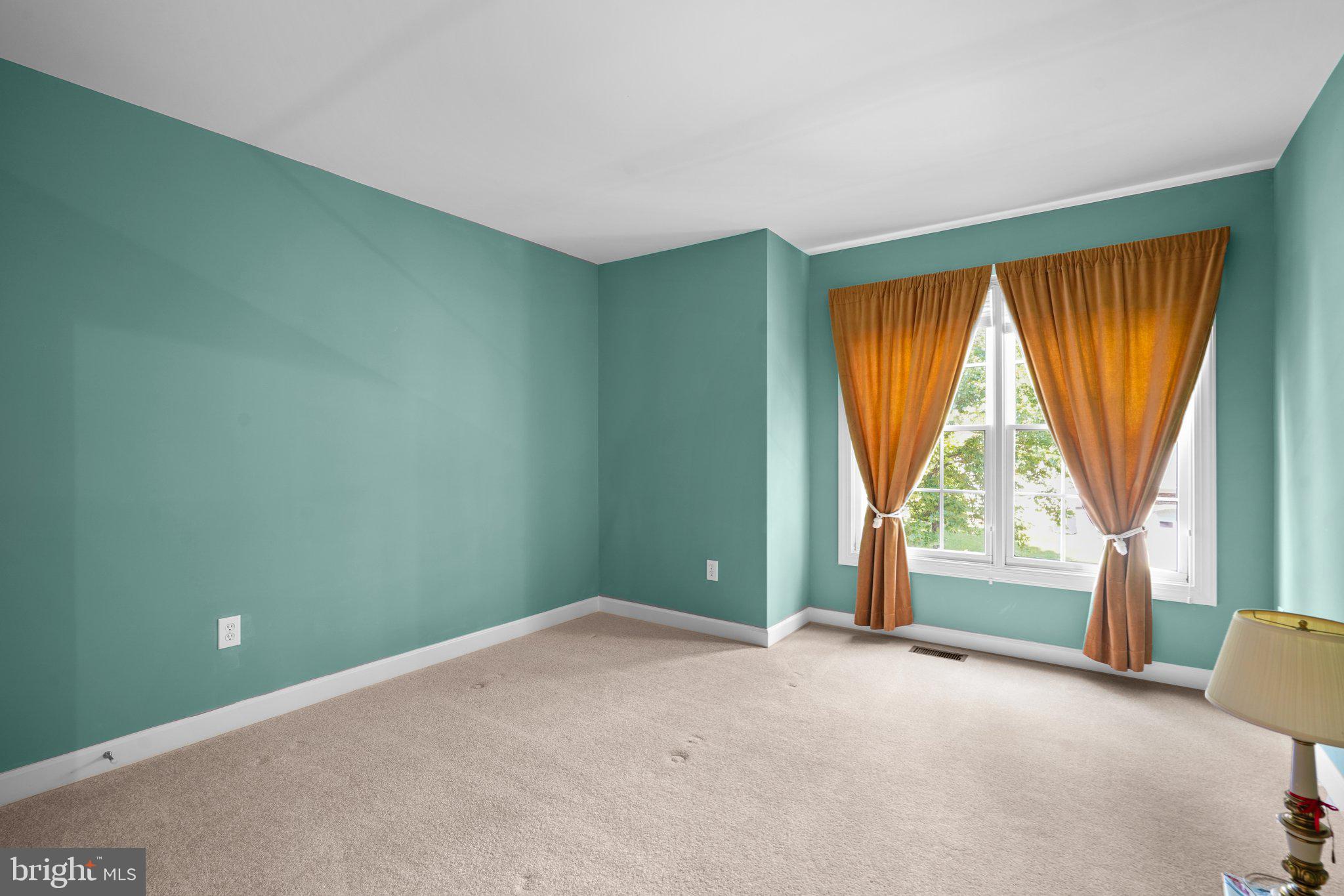 SENECA CROSSING - Residential