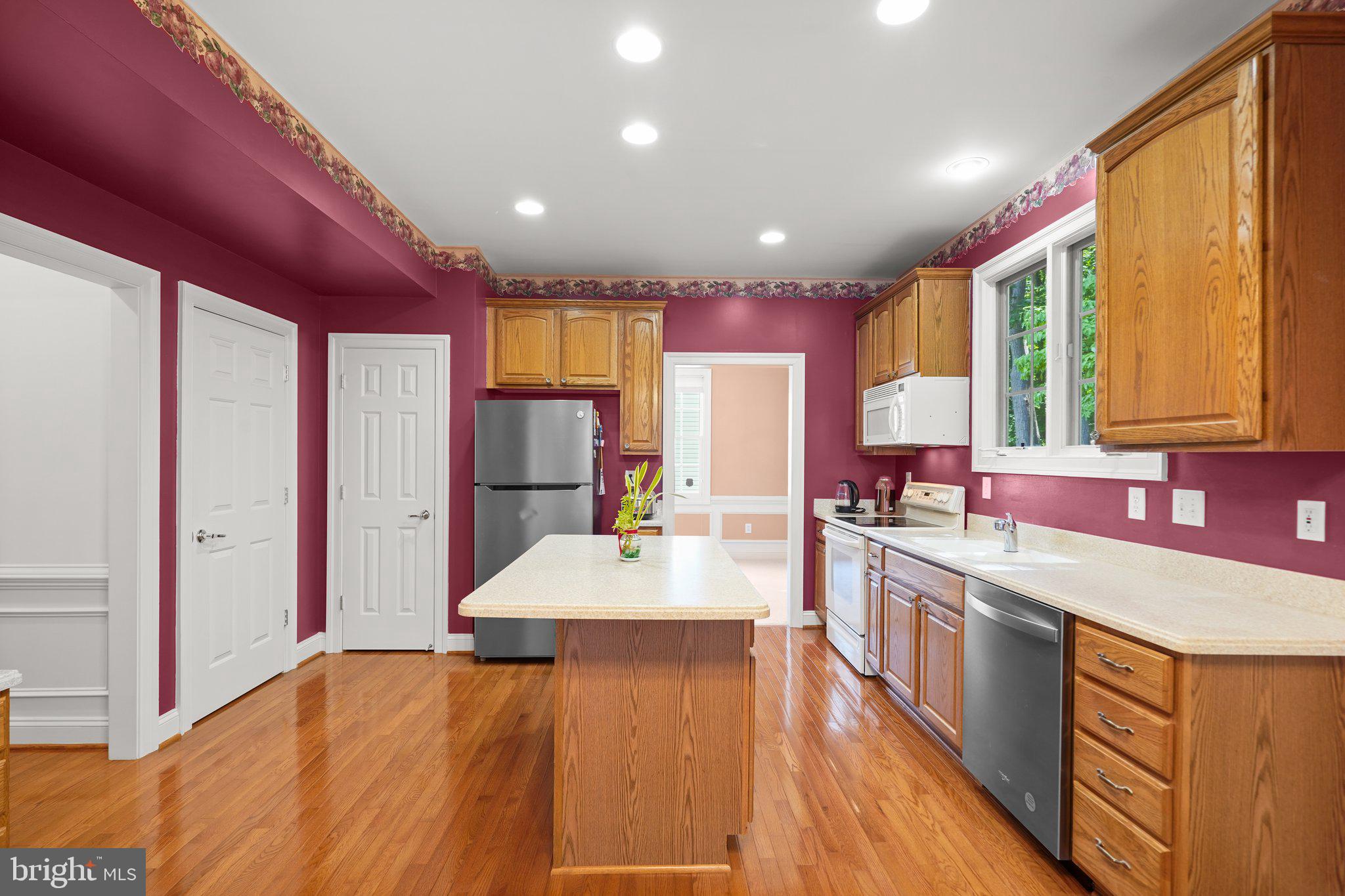 SENECA CROSSING - Residential