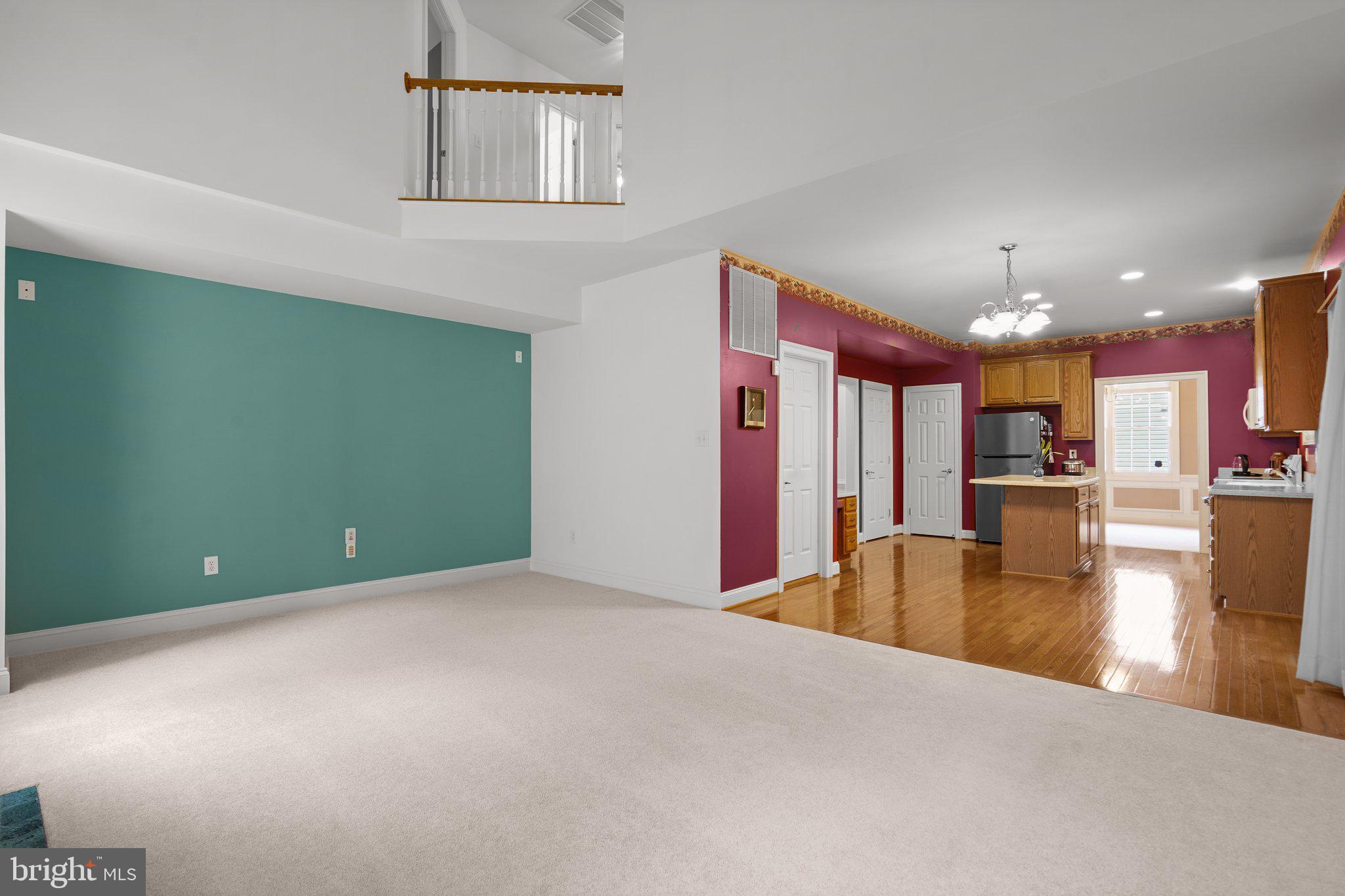 SENECA CROSSING - Residential