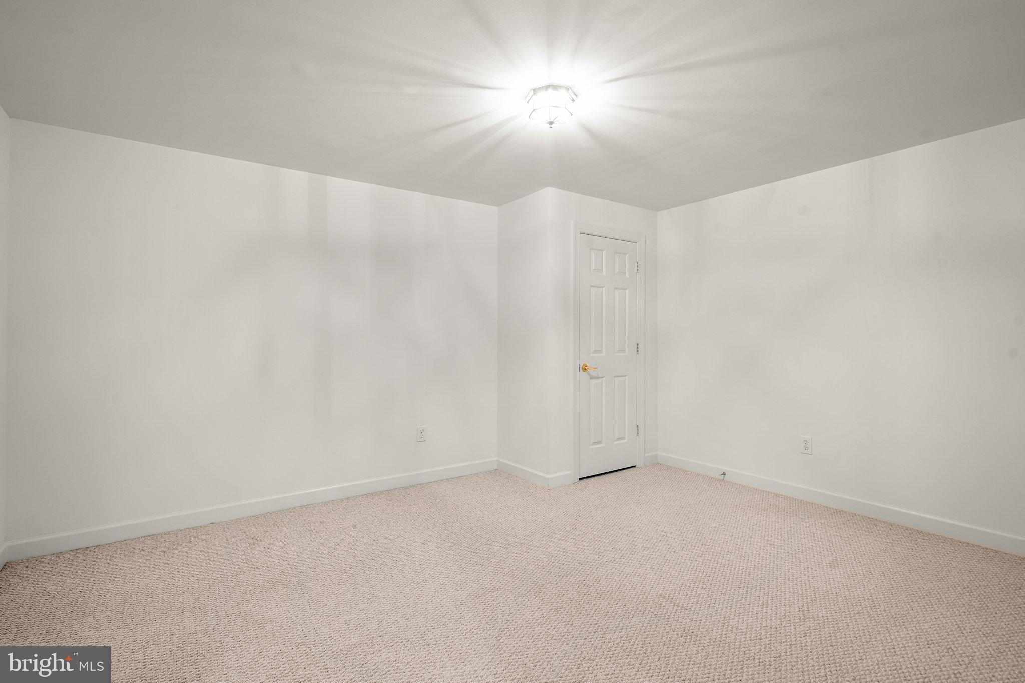 SENECA CROSSING - Residential