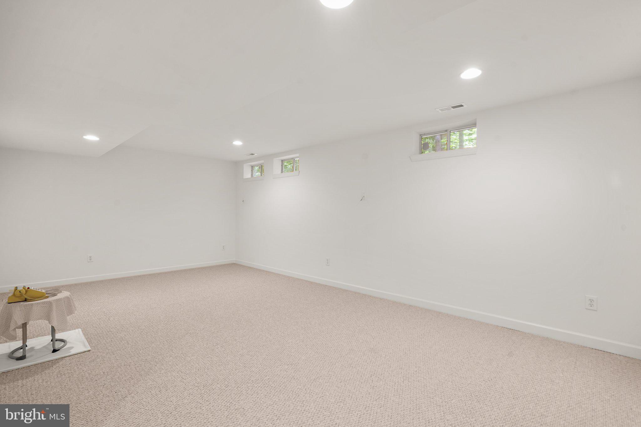 SENECA CROSSING - Residential