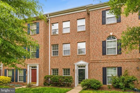 Photo of 3863 Eisenhower Avenue, ALEXANDRIA, VA 22304 (MLS # VAAX2059774)