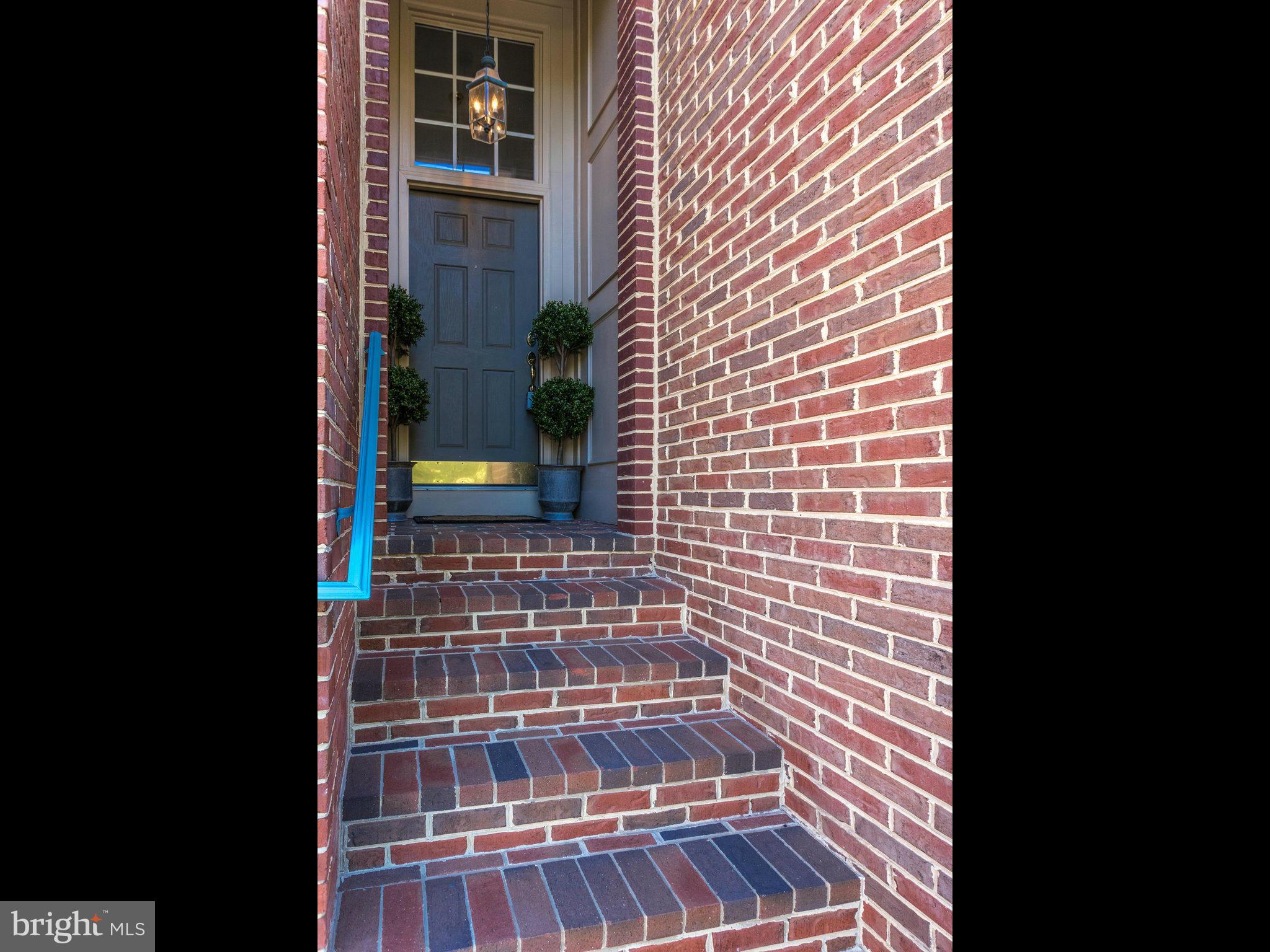 EDGELEA GARDENS - Residential