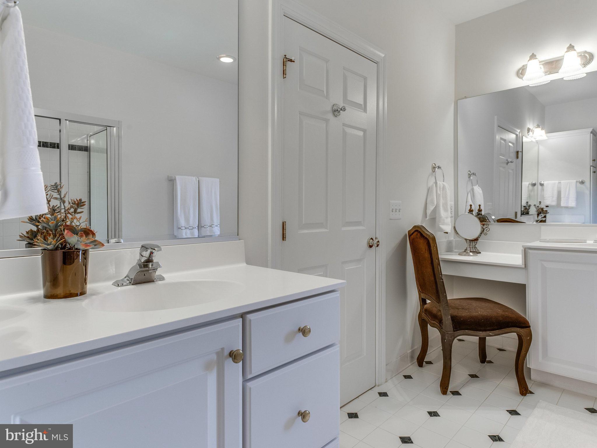 EDGELEA GARDENS - Residential