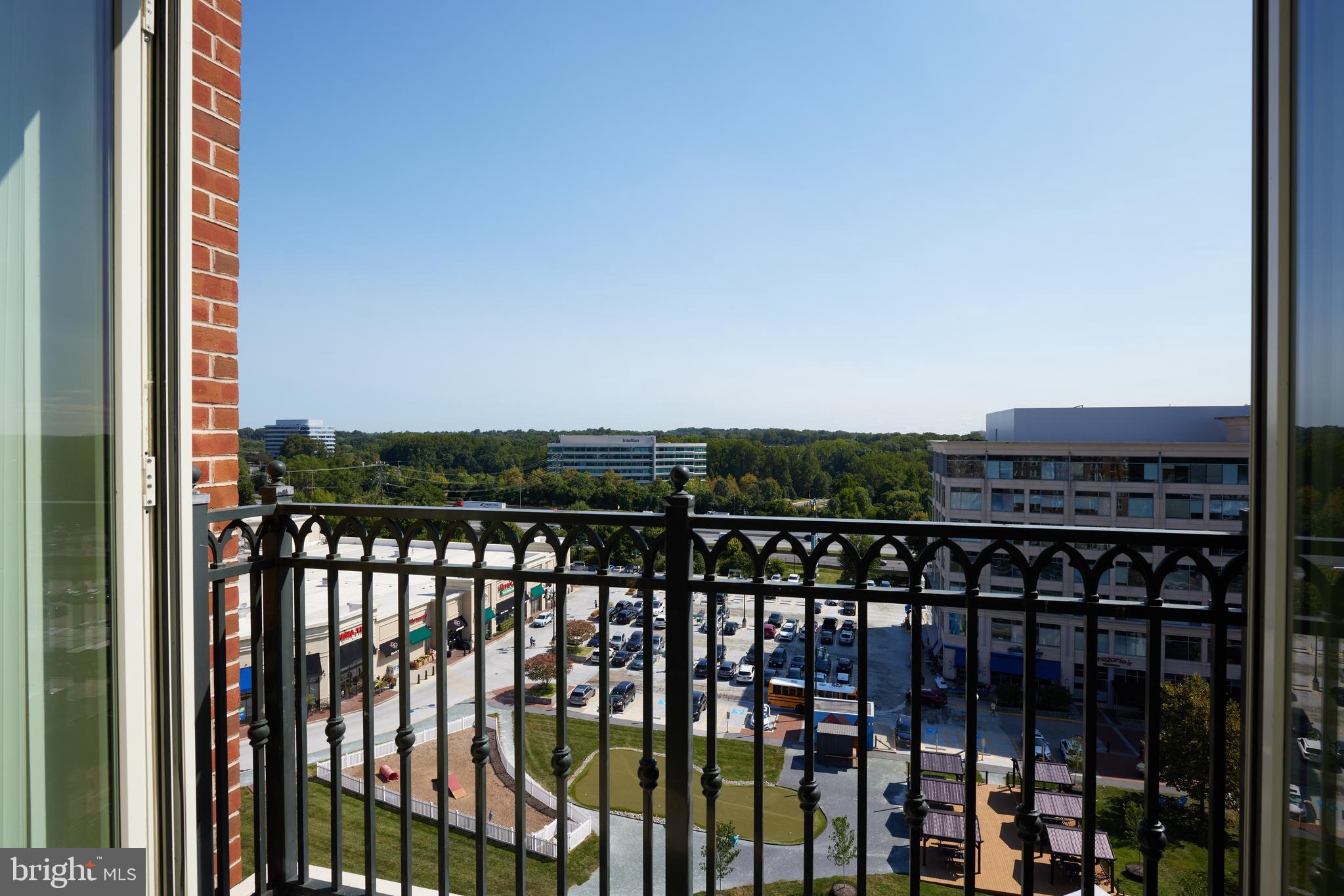 PARK POTOMAC - Residential