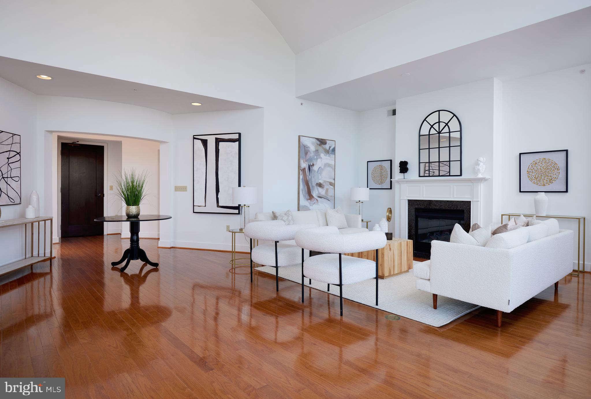 PARK POTOMAC - Residential