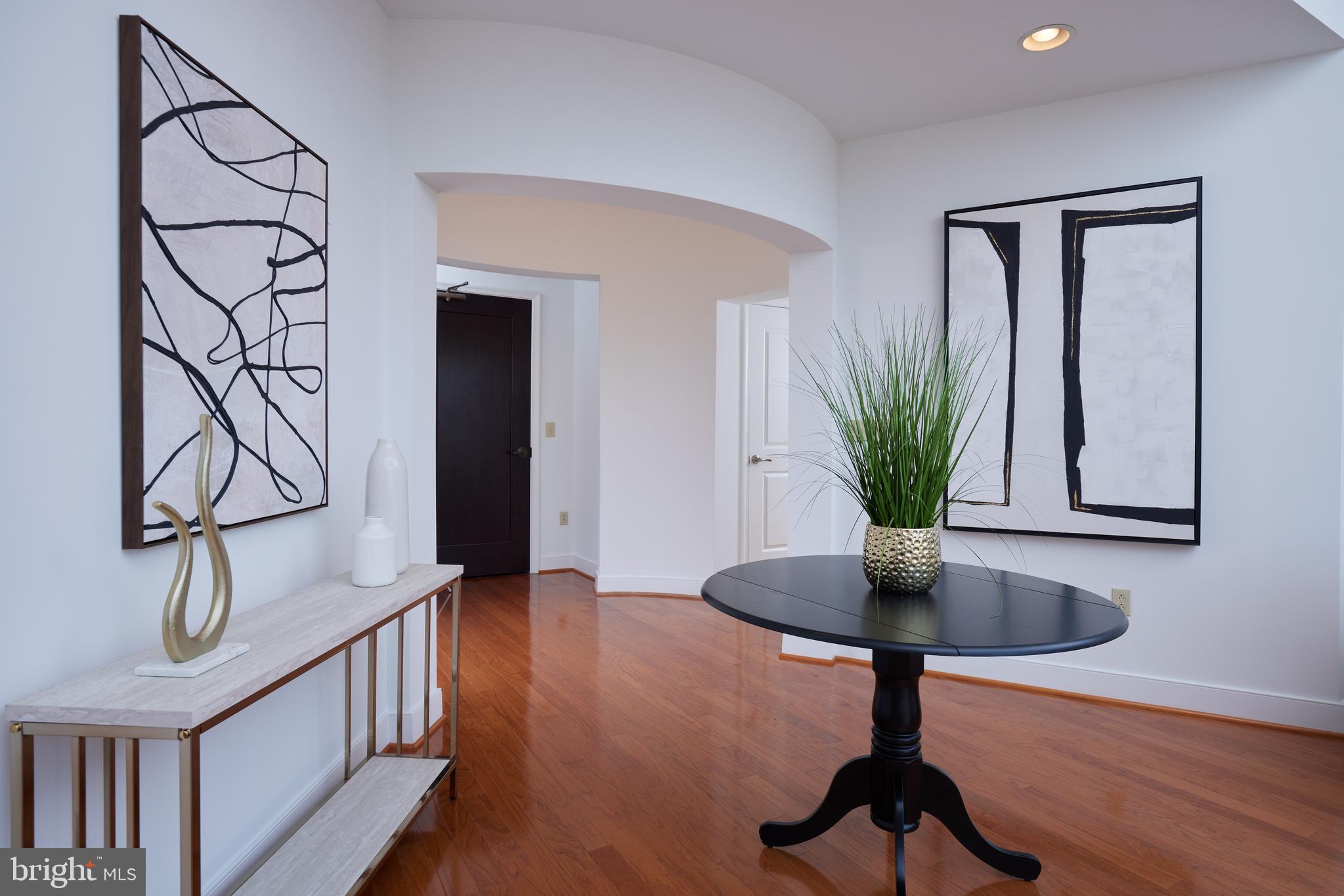 PARK POTOMAC - Residential