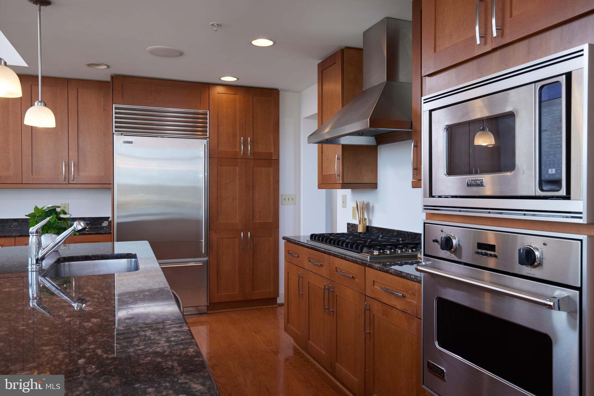 PARK POTOMAC - Residential