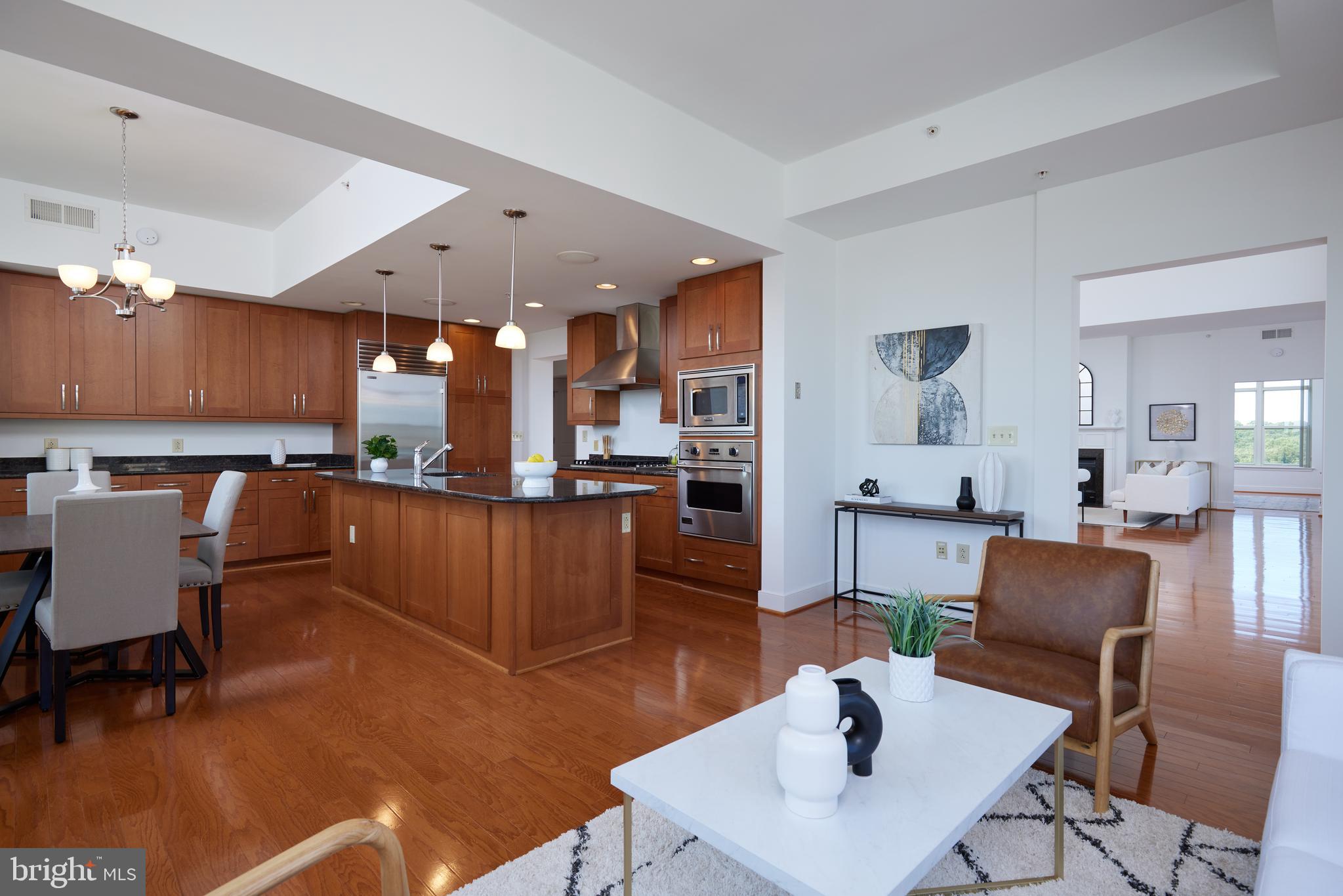 PARK POTOMAC - Residential