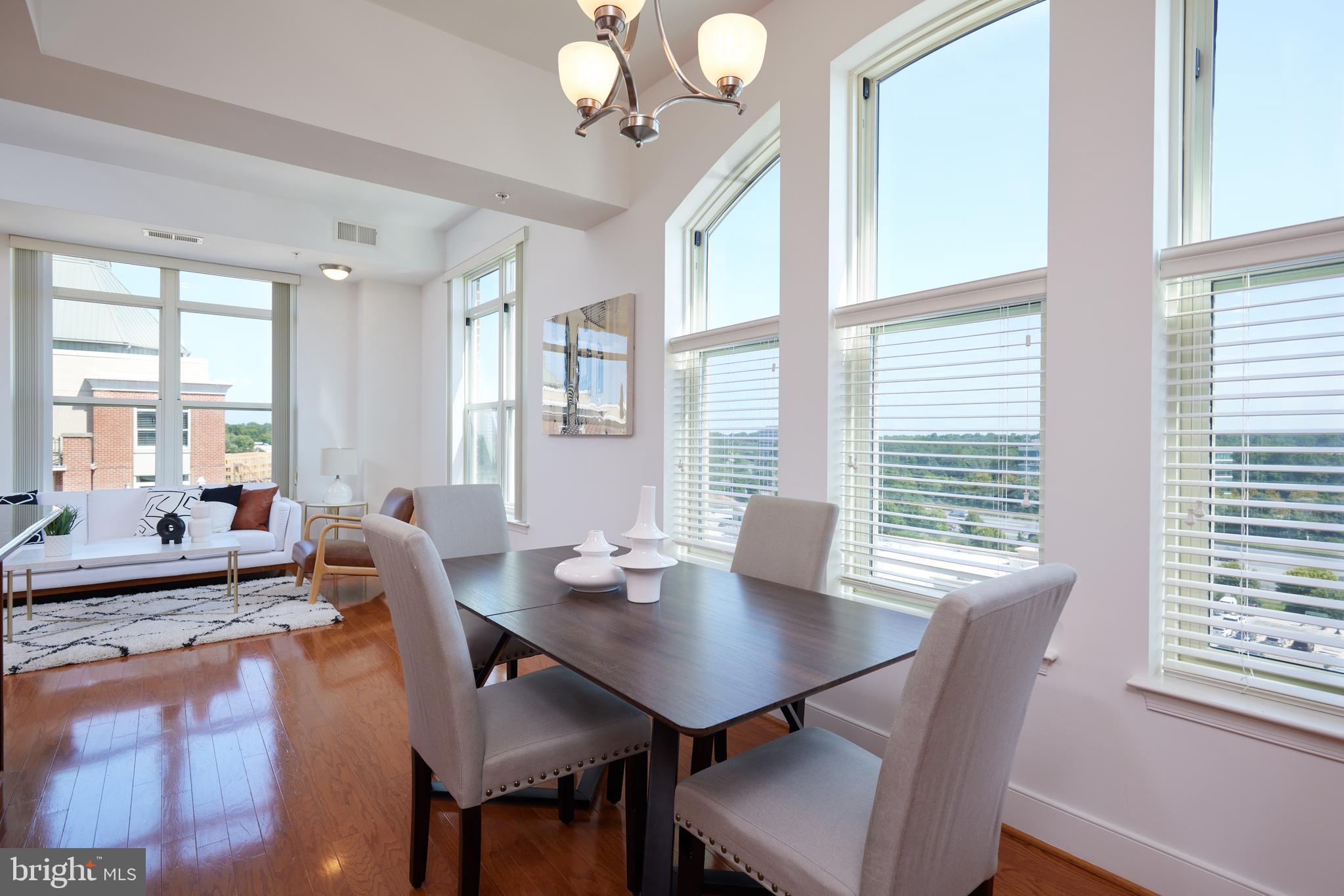 PARK POTOMAC - Residential