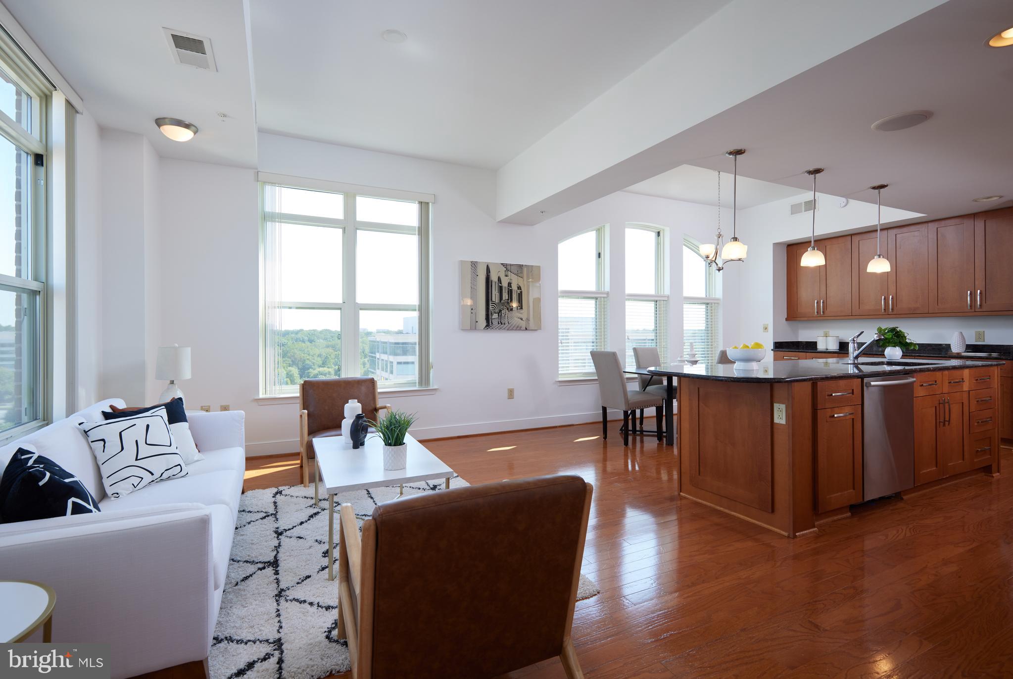 PARK POTOMAC - Residential