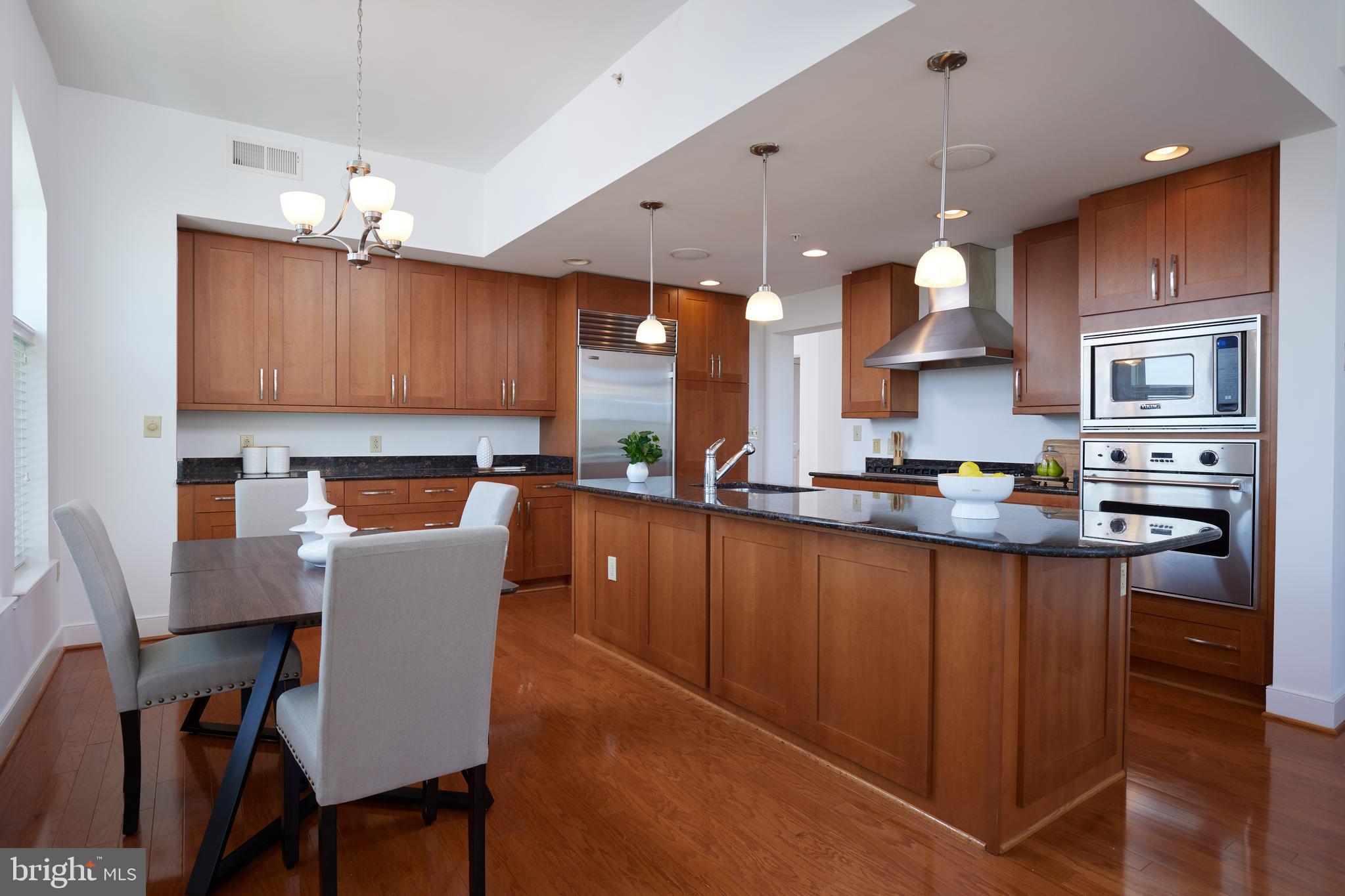 PARK POTOMAC - Residential