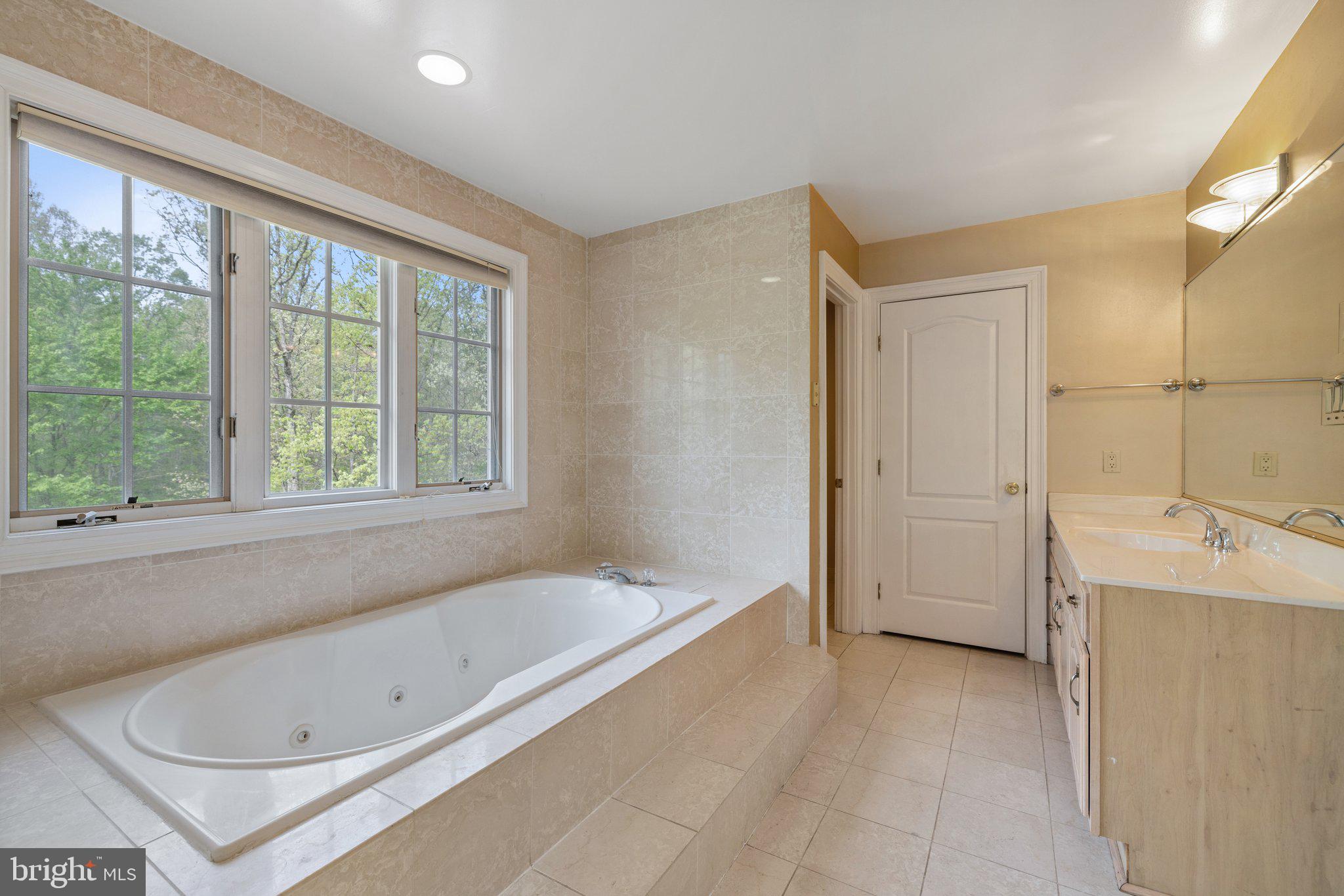 LEWIS PARK - Residential