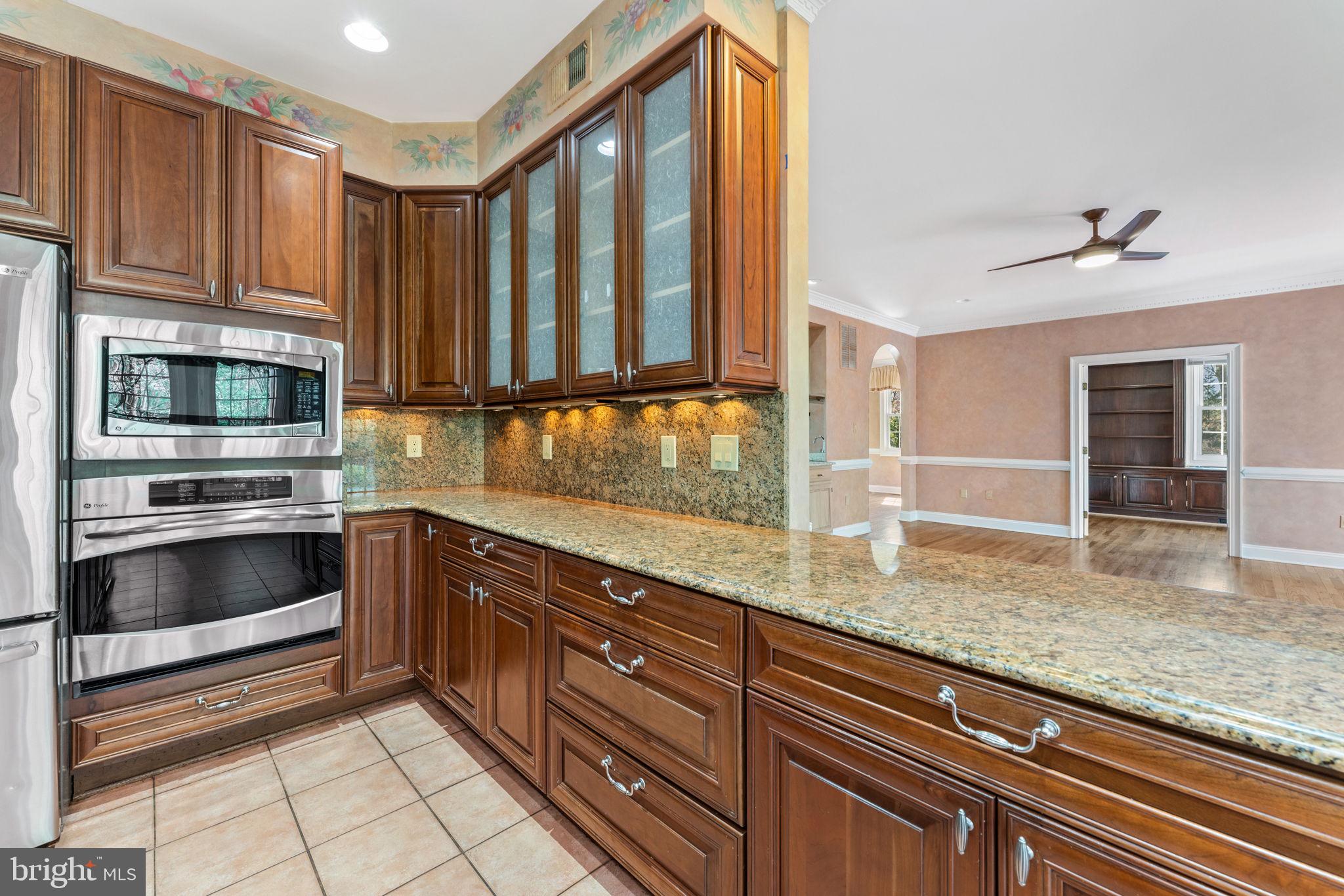 LEWIS PARK - Residential