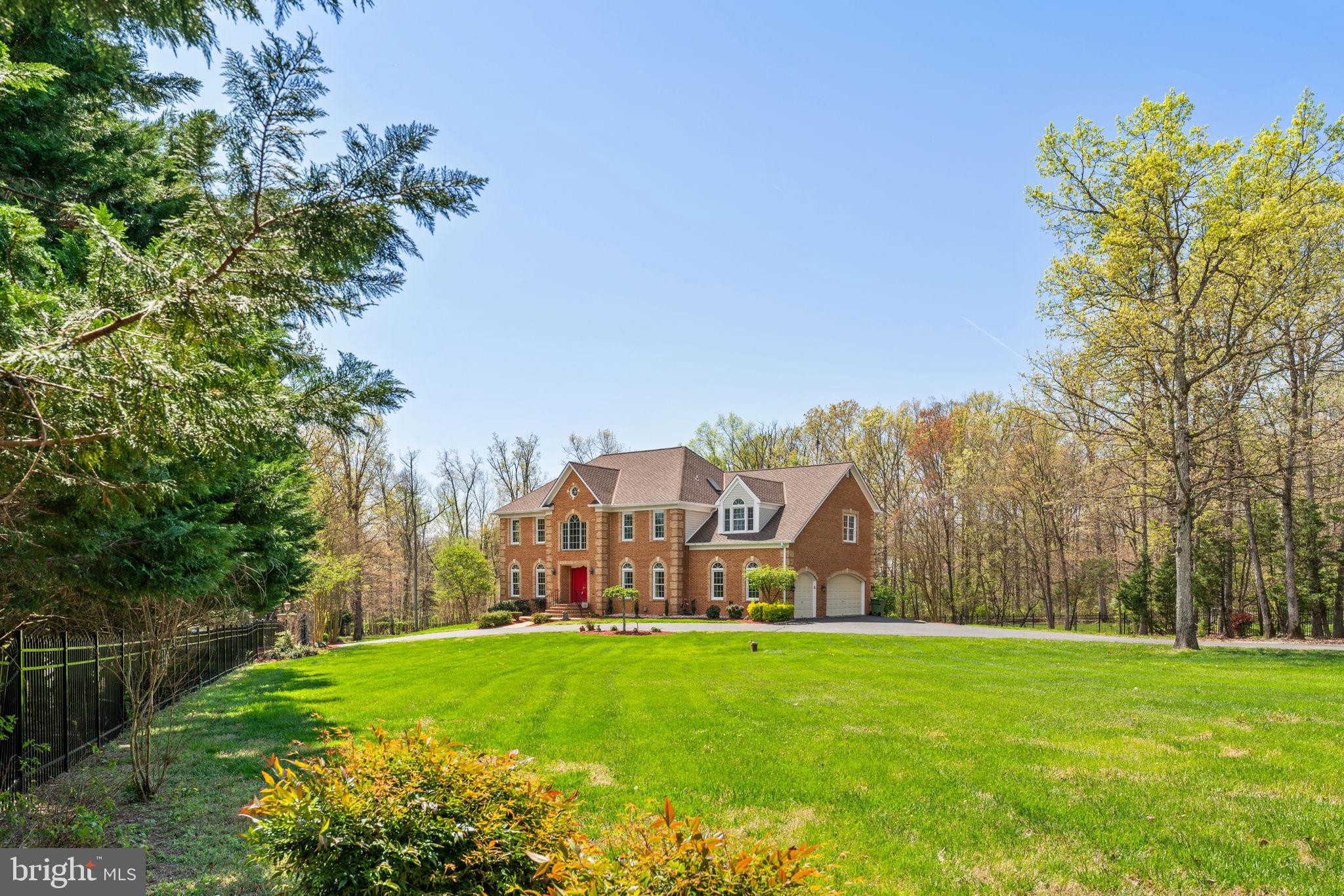 LEWIS PARK - Residential