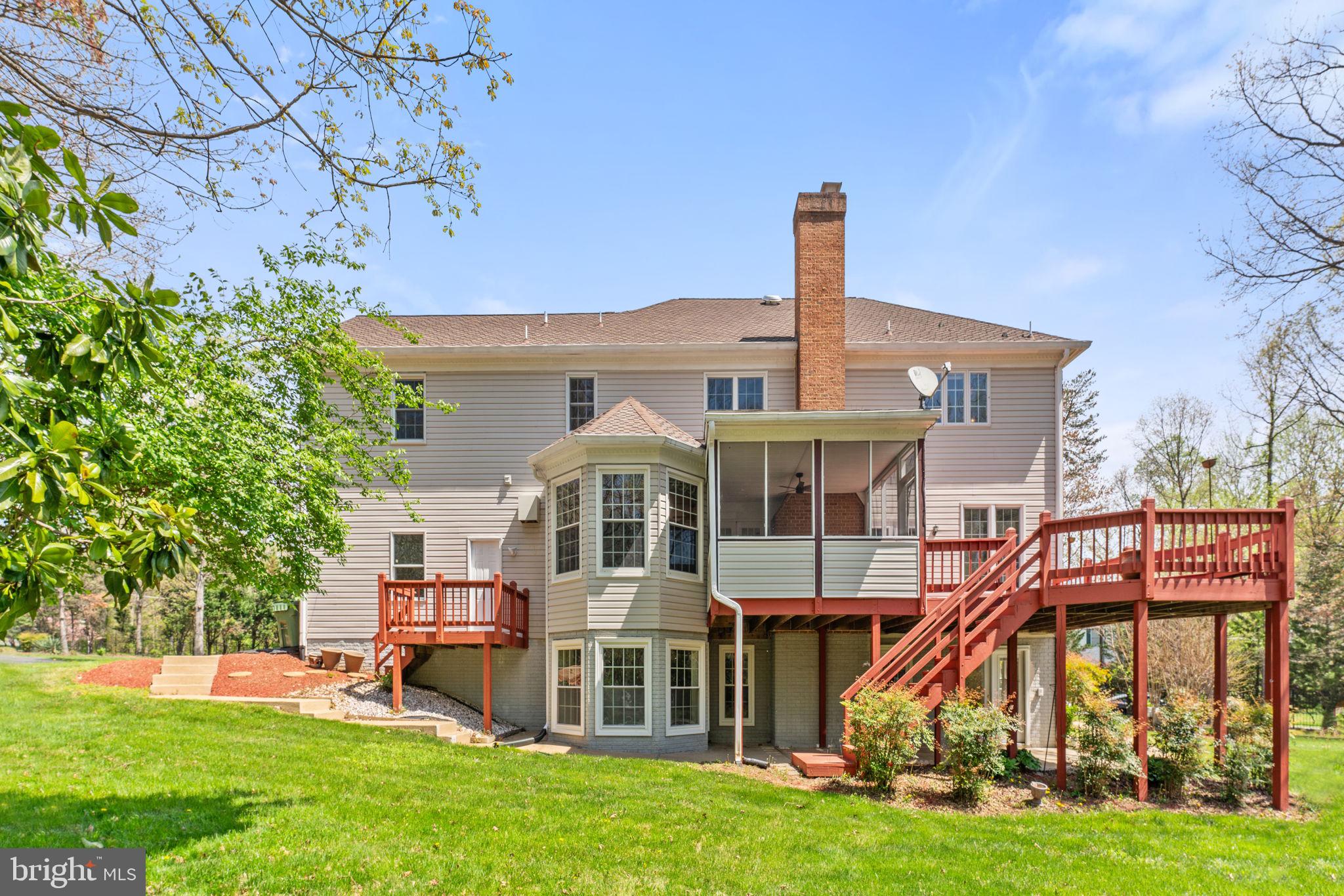 LEWIS PARK - Residential