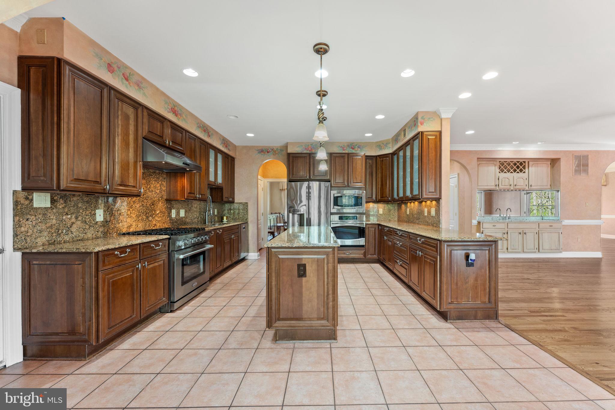 LEWIS PARK - Residential