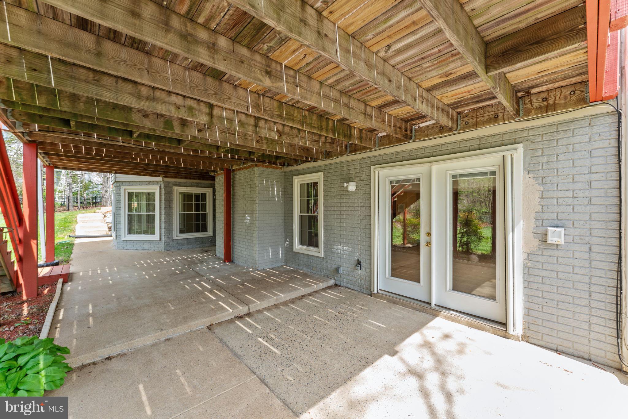 LEWIS PARK - Residential