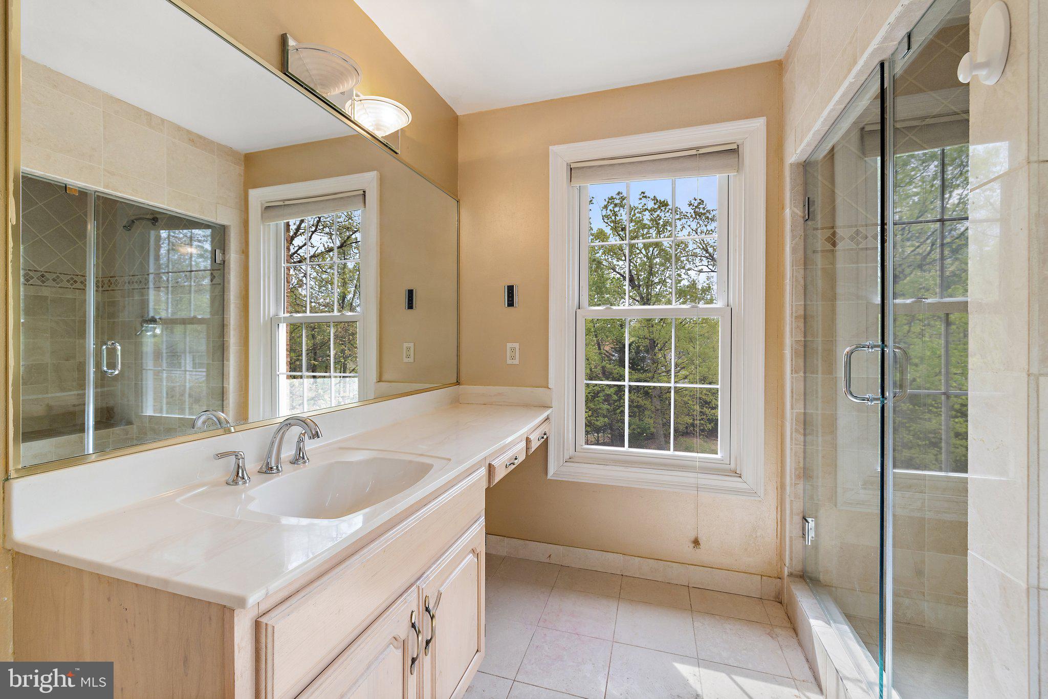 LEWIS PARK - Residential