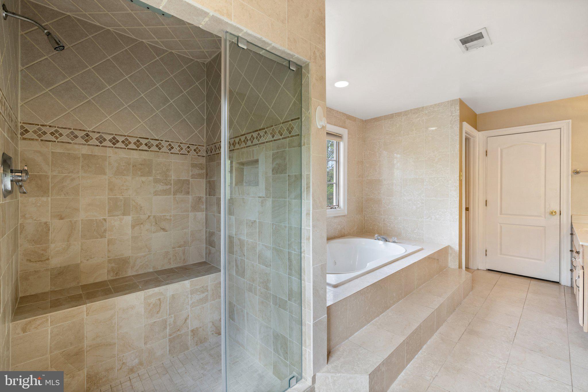 LEWIS PARK - Residential