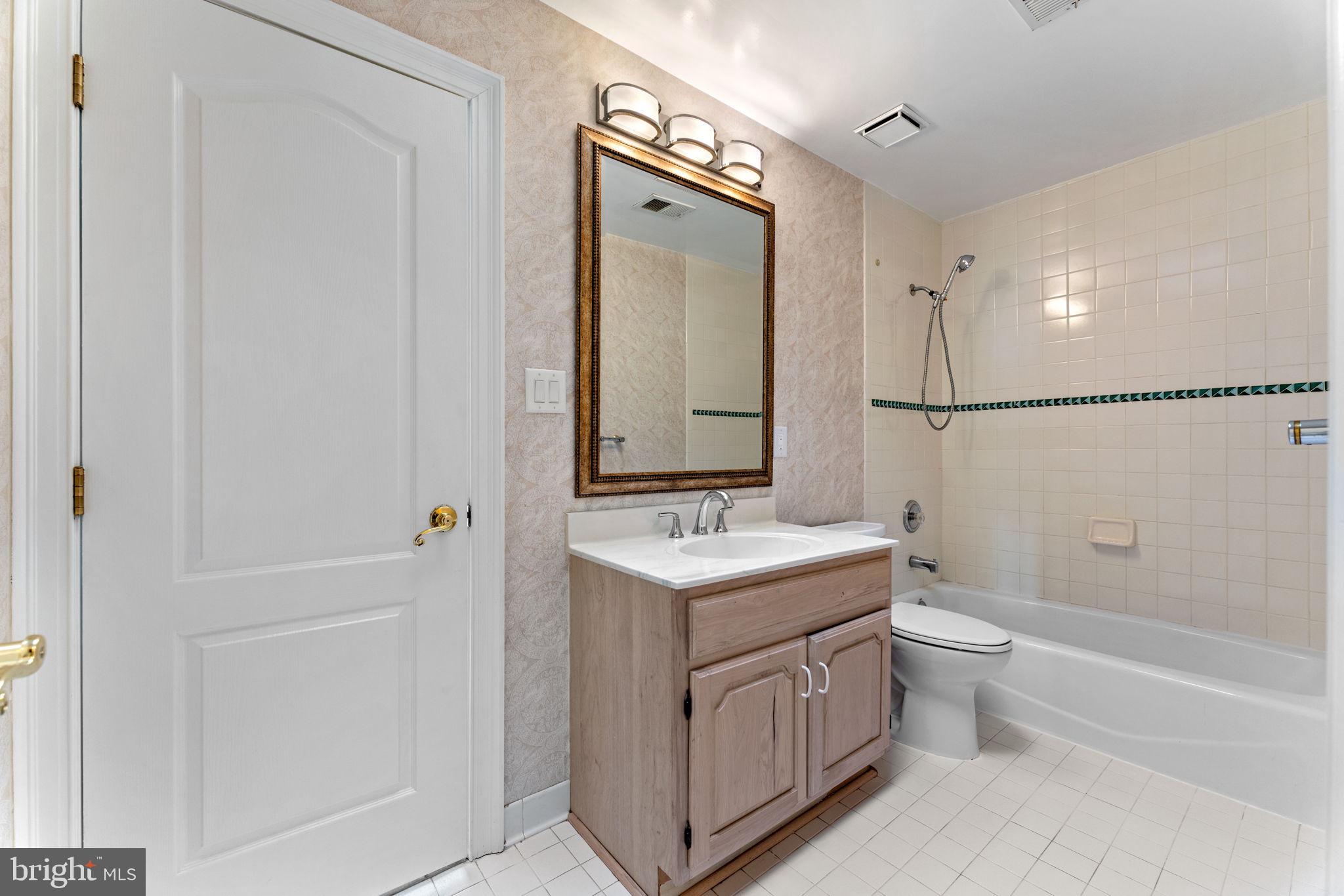 LEWIS PARK - Residential