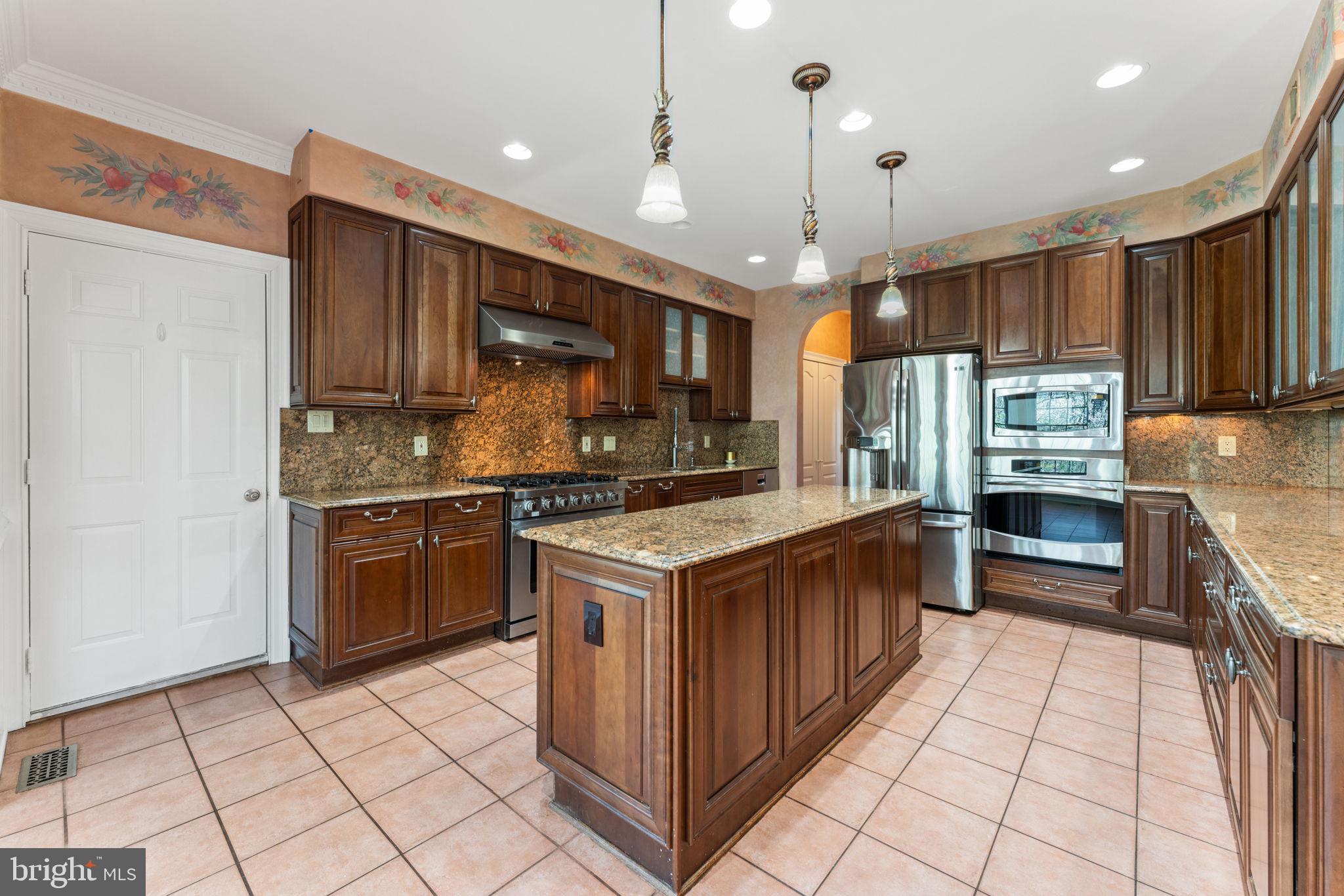 LEWIS PARK - Residential