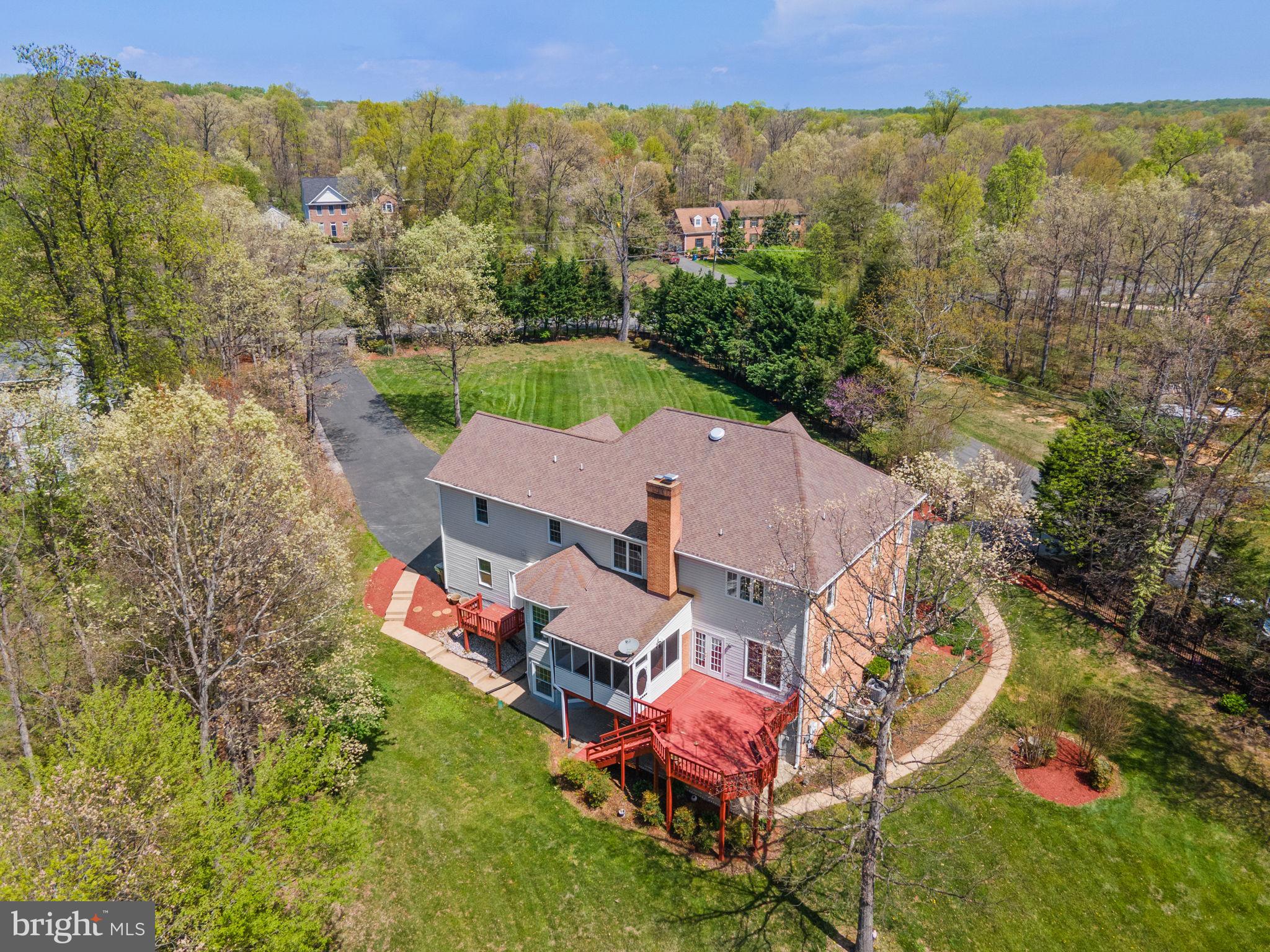 LEWIS PARK - Residential