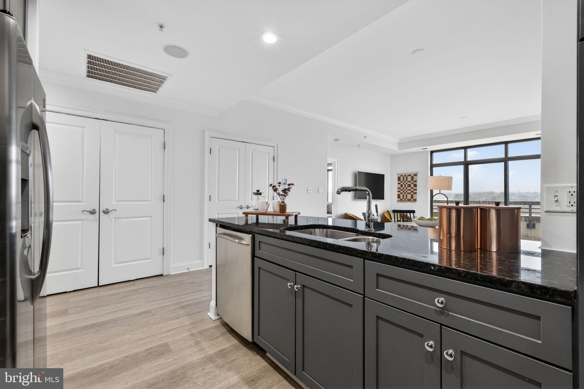 MONROE AT VIRGINIA SQUARE - Residential