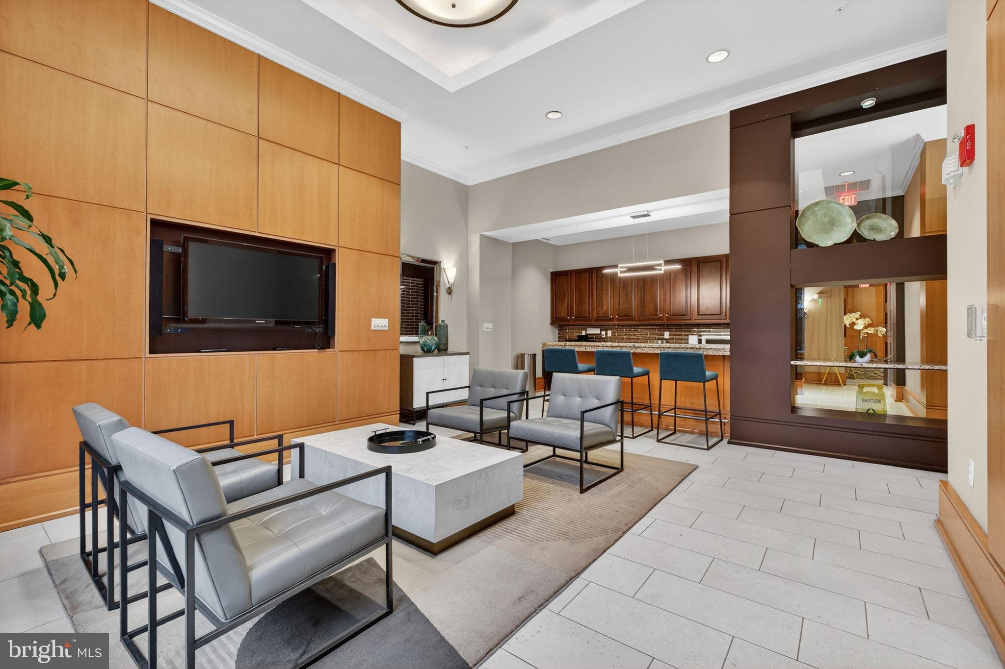 MONROE AT VIRGINIA SQUARE - Residential