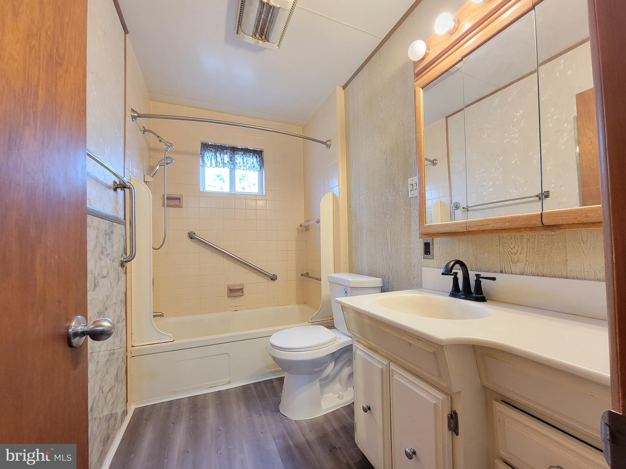 DELMAR VILLAGE - Residential Lease