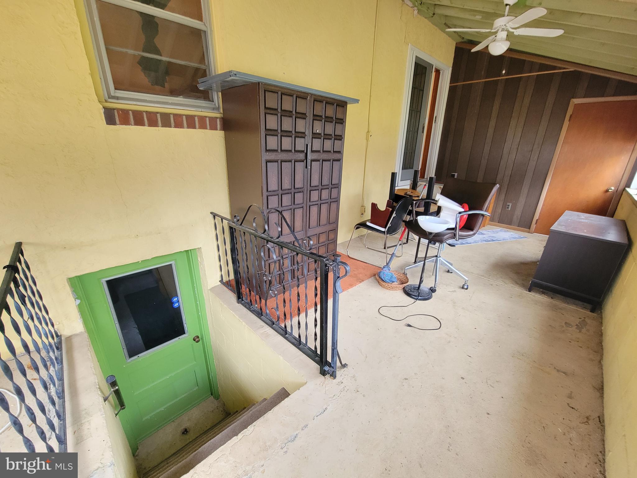 DELMAR VILLAGE - Residential Lease