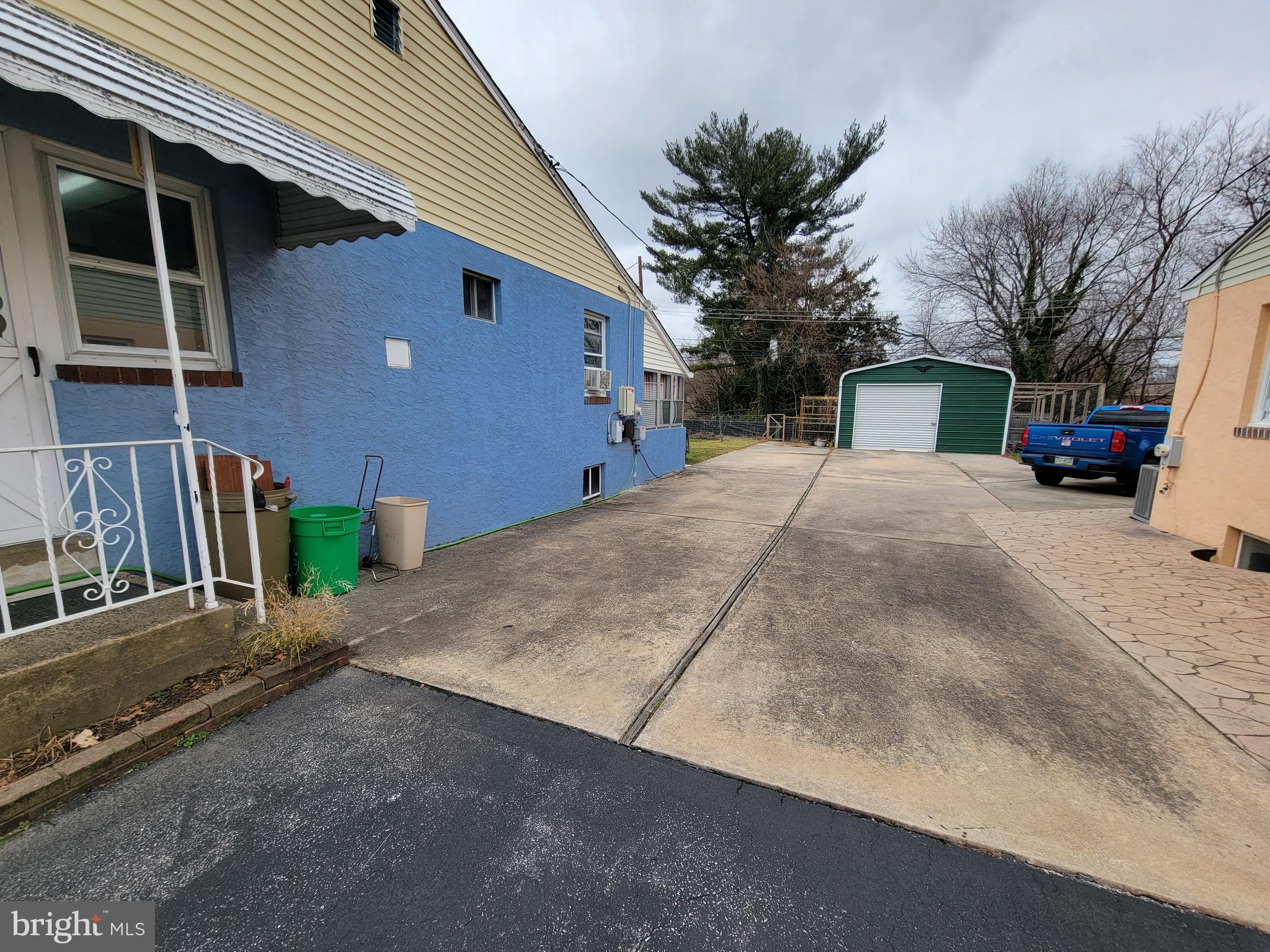 DELMAR VILLAGE - Residential Lease