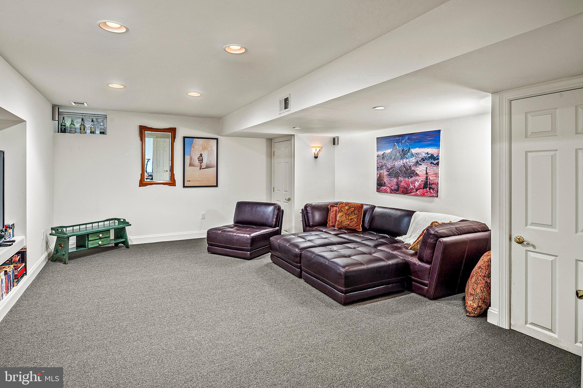 ANNAPOLIS PRESERVE - Residential