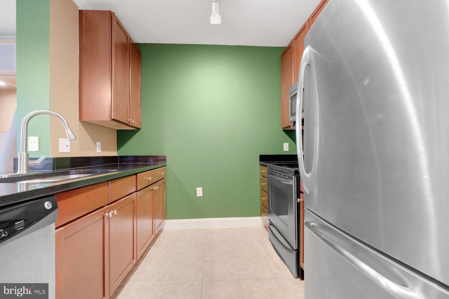 1391 PENNSYLVANIA AVENUE SE 247