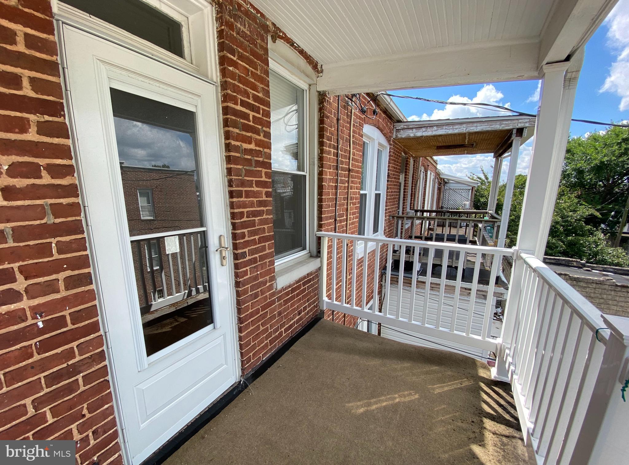 WAVERLY - Residential Lease