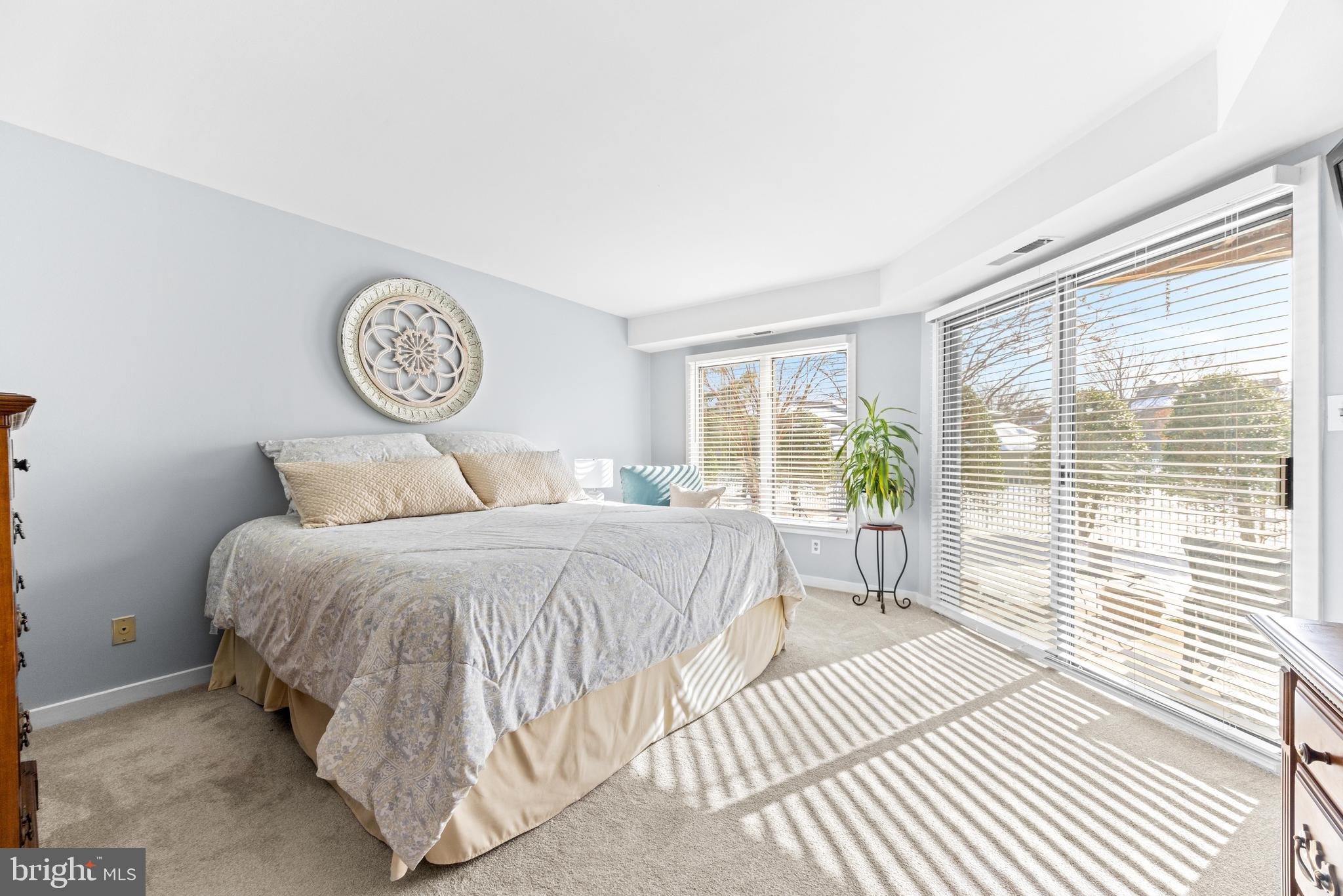 CHESAPEAKE HARBOUR - Residential