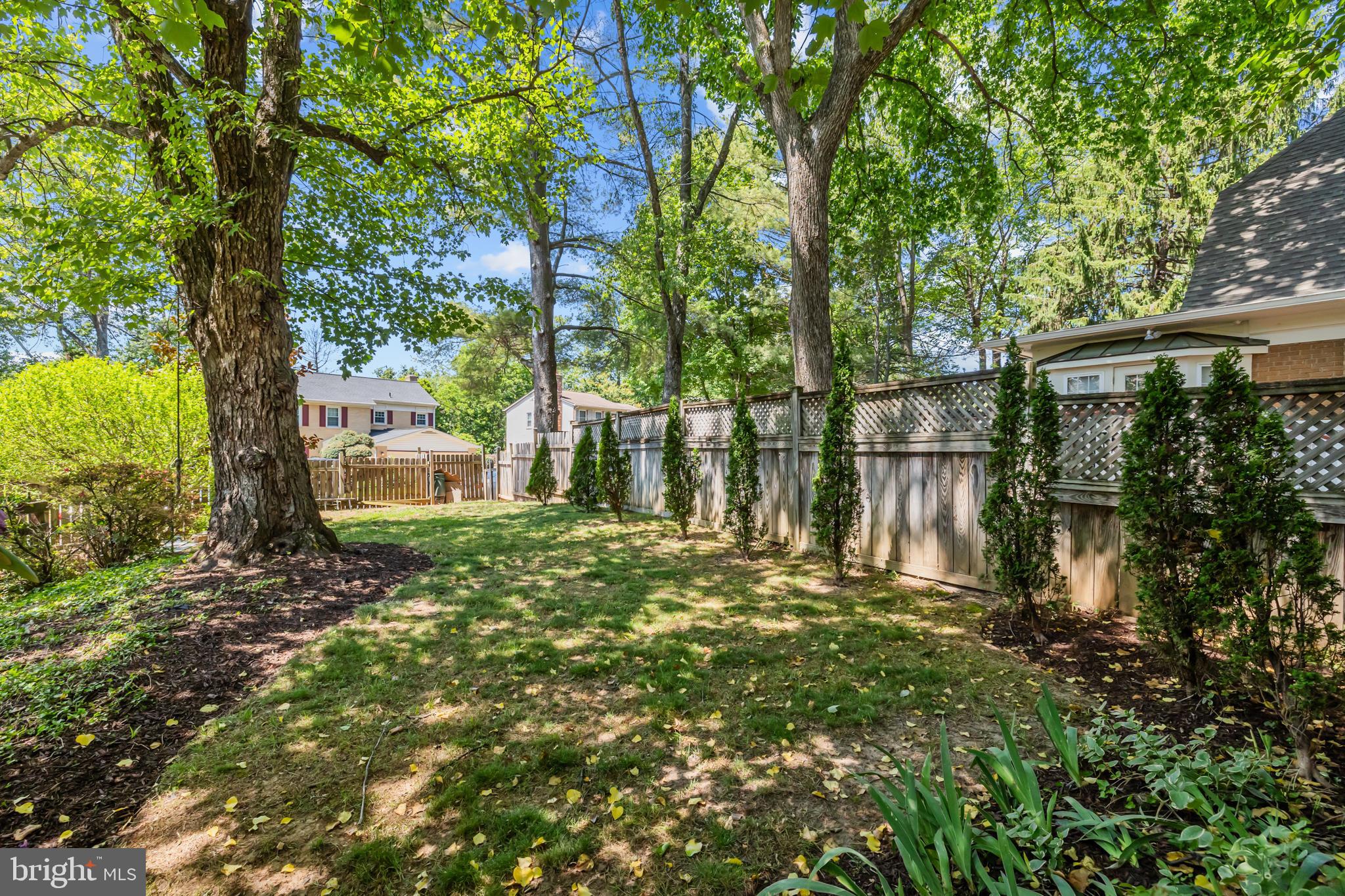 PINE GLEN - Residential