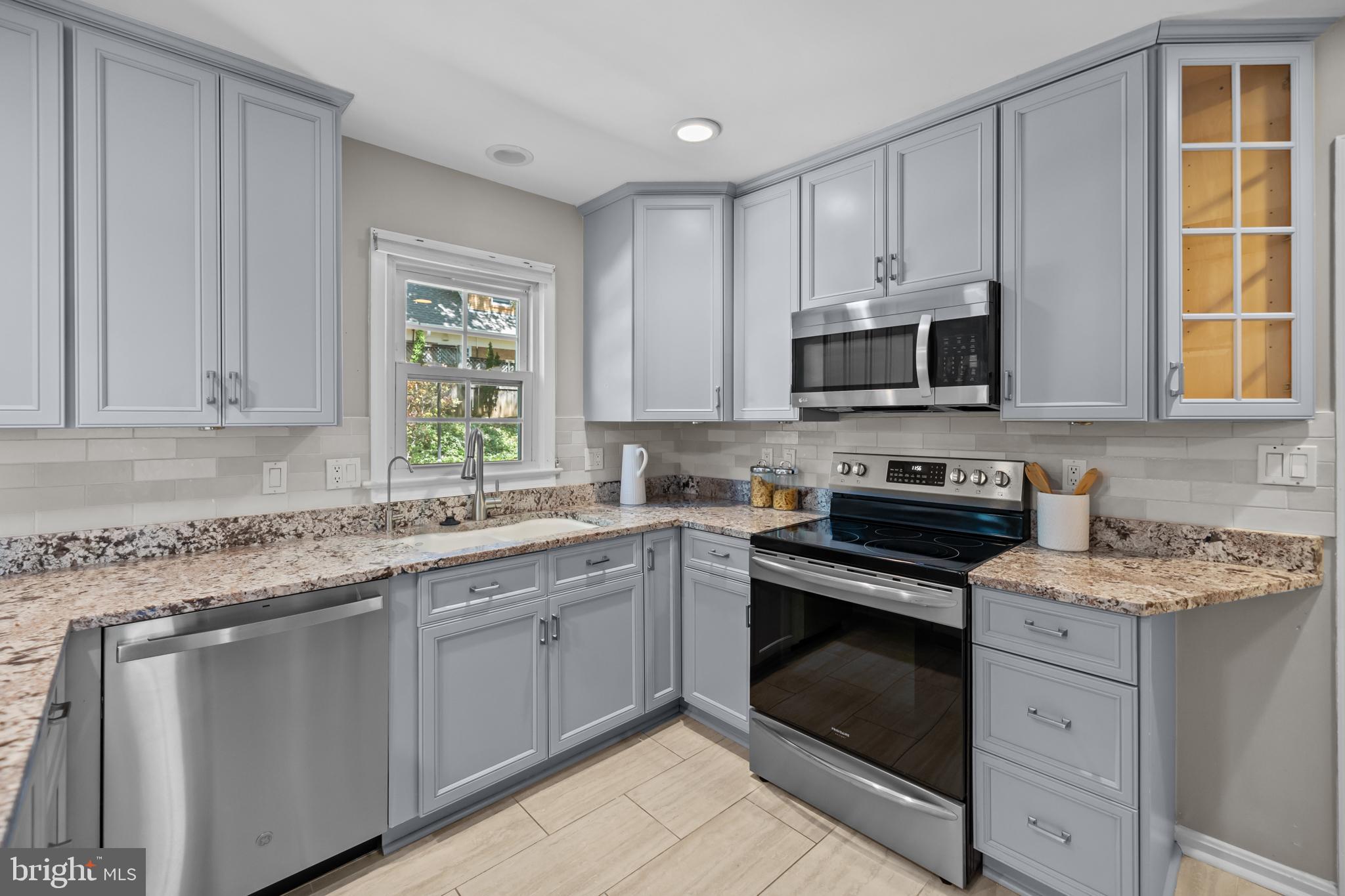 PINE GLEN - Residential